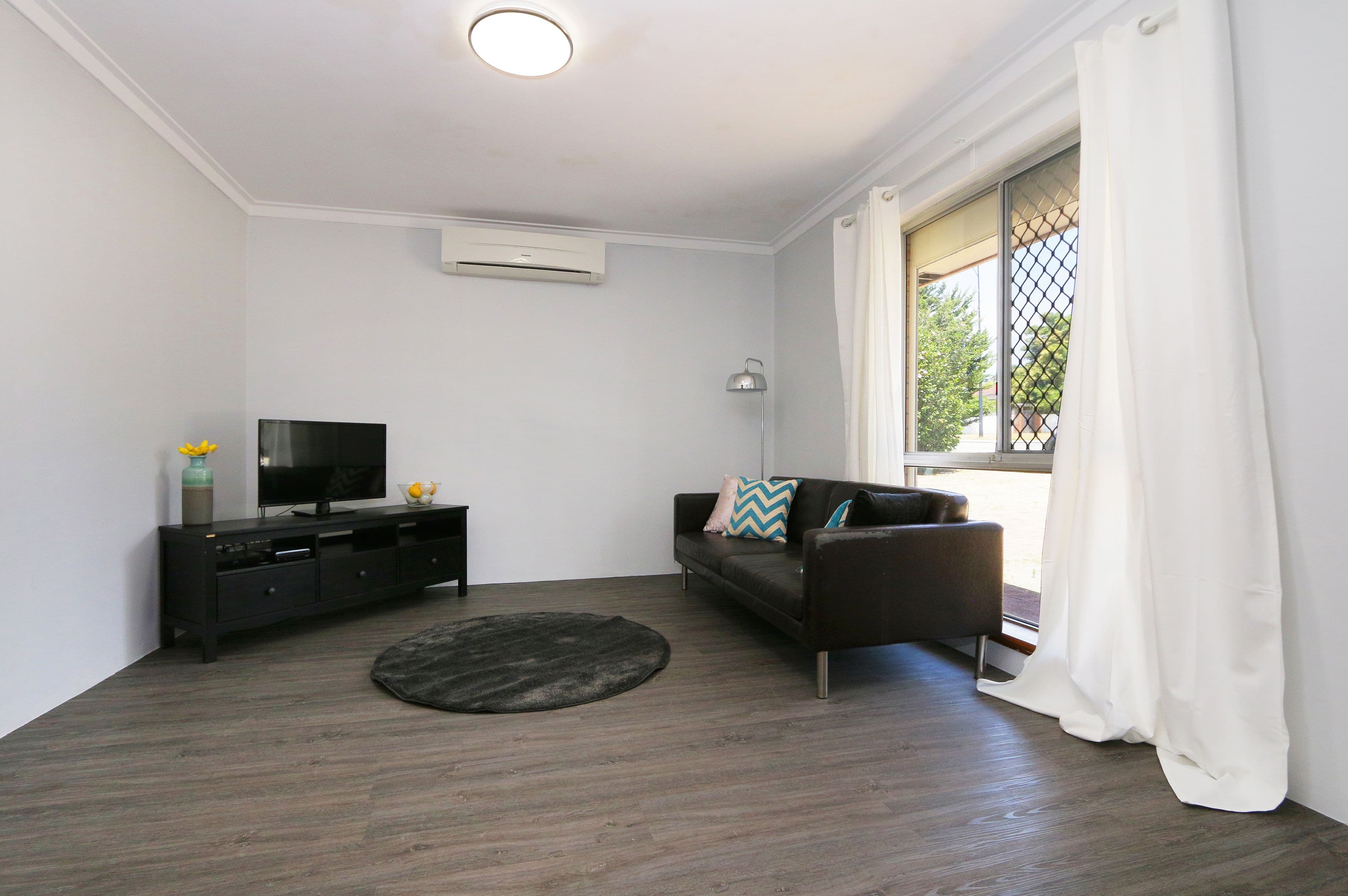 166 Winterfold Road, Kardinya WA 6163, Kardinya - Thumbnail 4