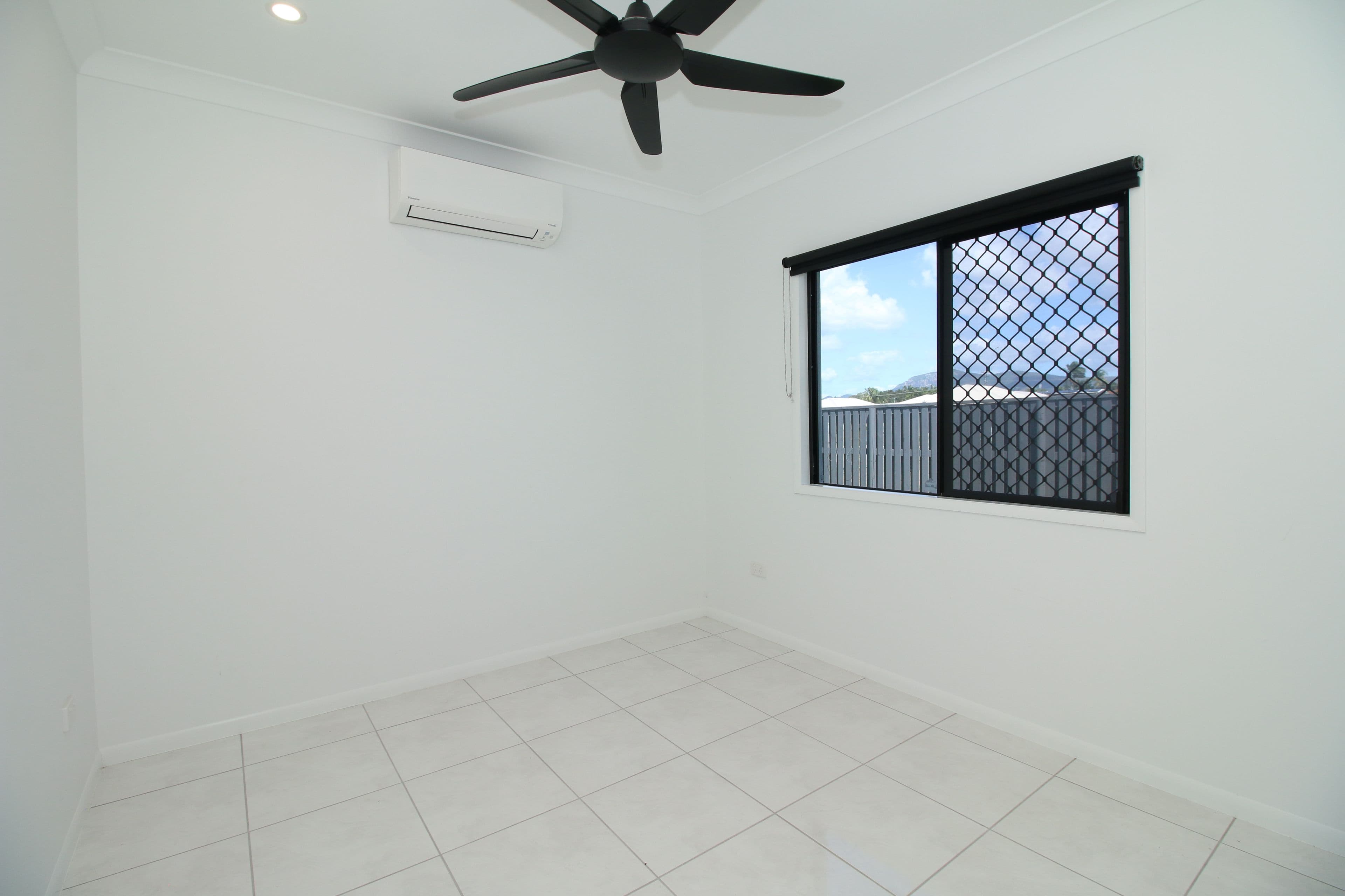 10 Summerset Drive, Mount Louisa QLD 4814, Mount Louisa - Thumbnail 7