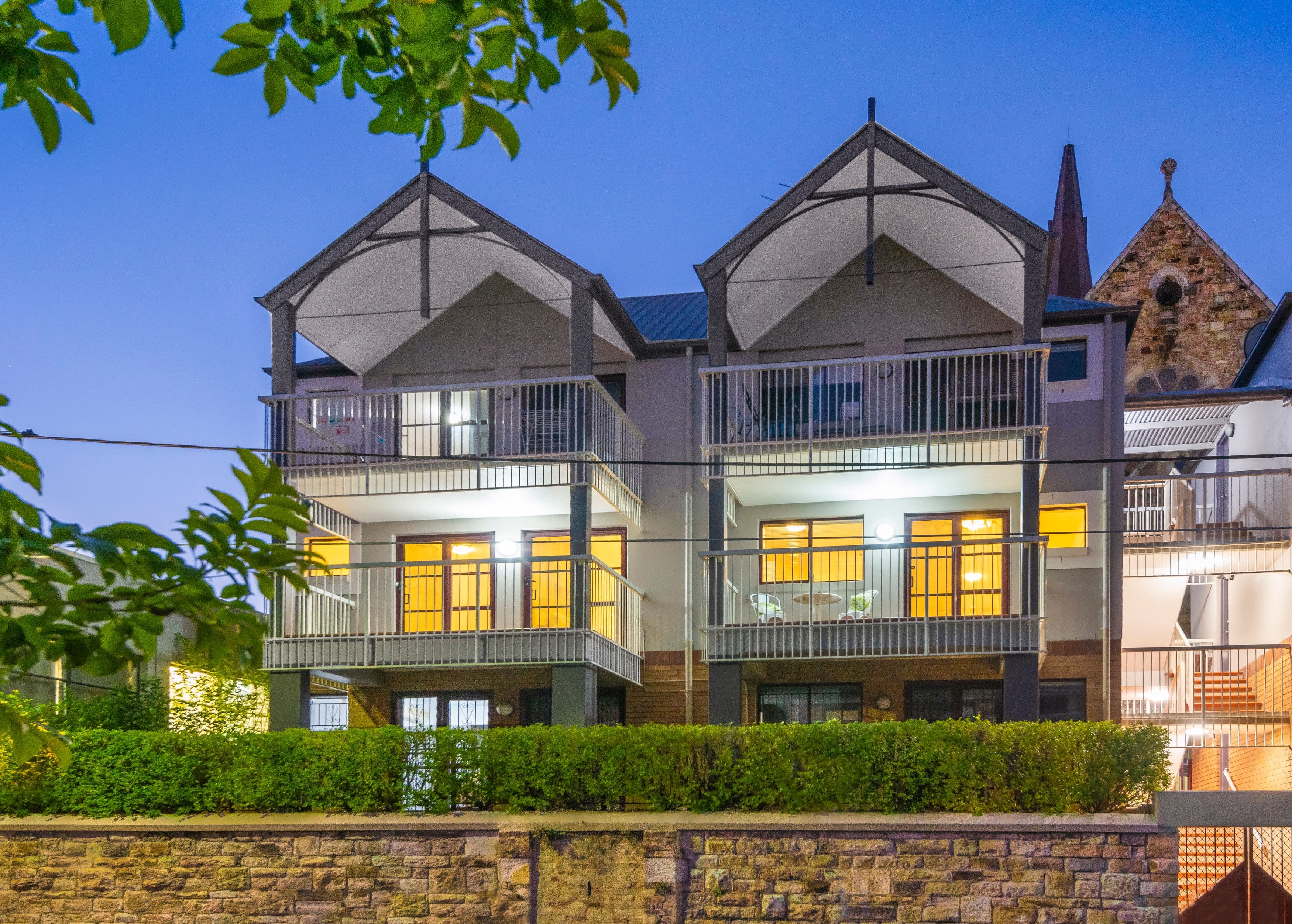16 Phillips Street, Spring Hill QLD 4000, Spring Hill - Thumbnail 2