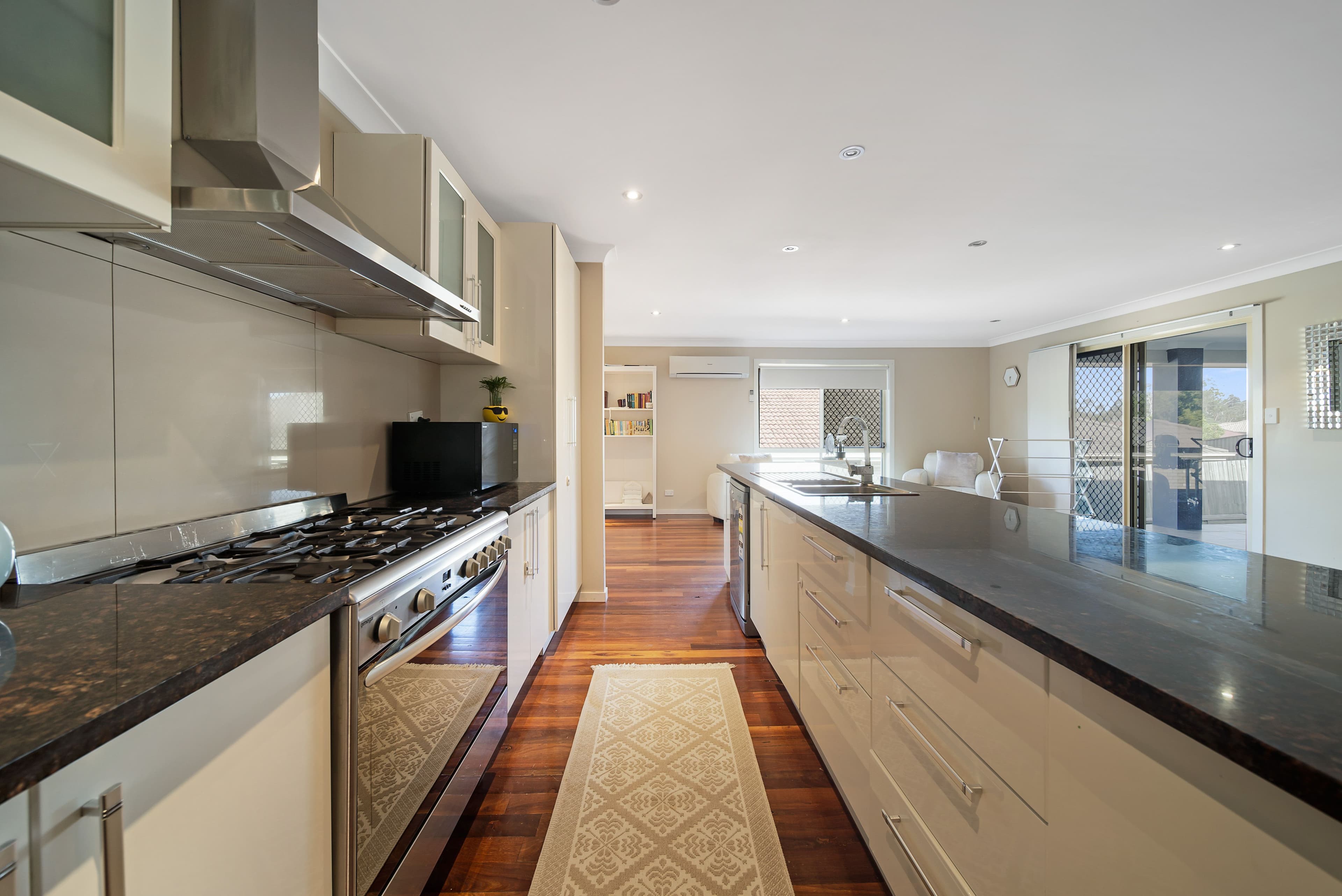 7 Arif Place, Heritage Park QLD 4118, Heritage Park - Thumbnail 4