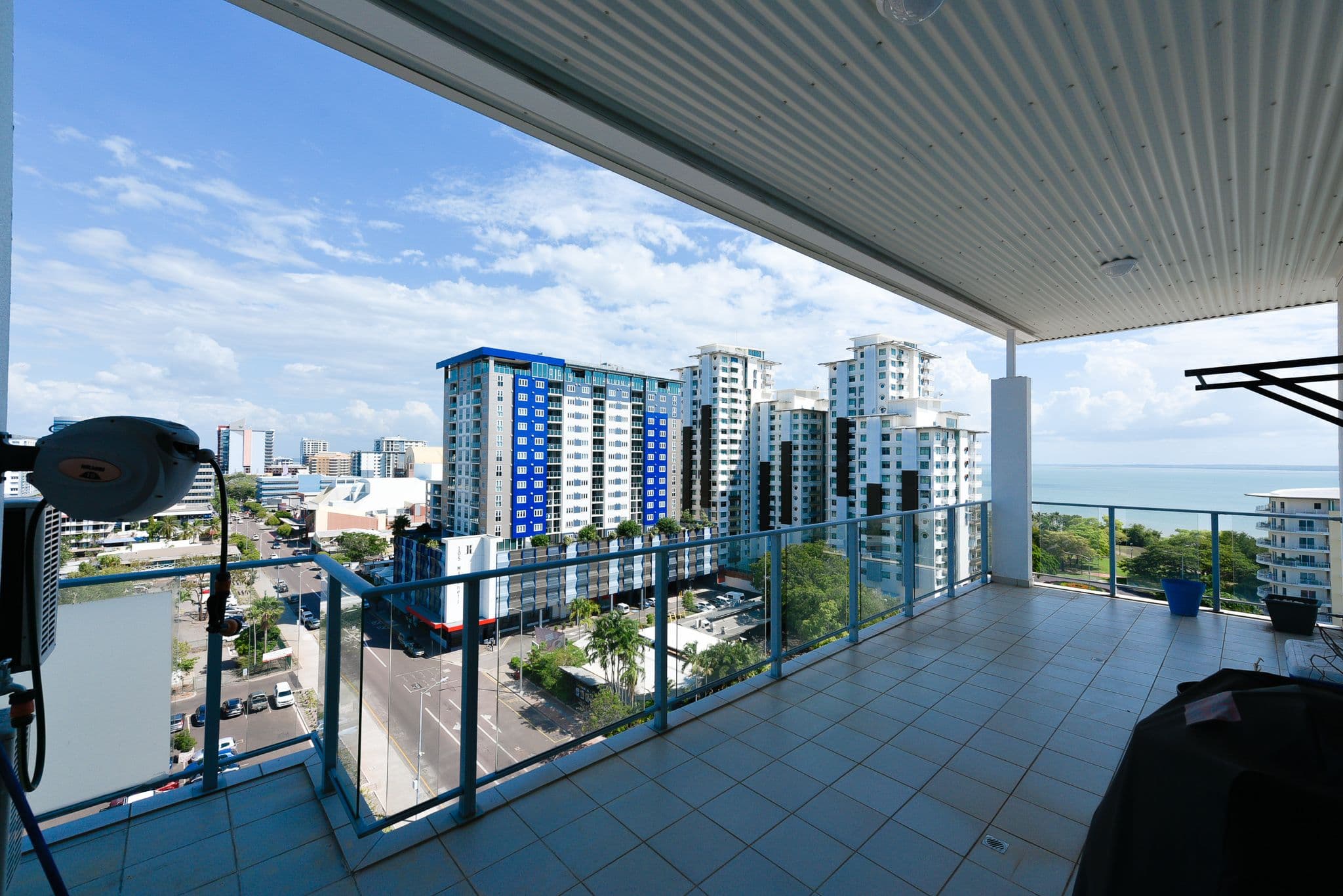 49/108 Mitchell Street, DARWIN CITY NT 0800, Darwin City - Thumbnail 2