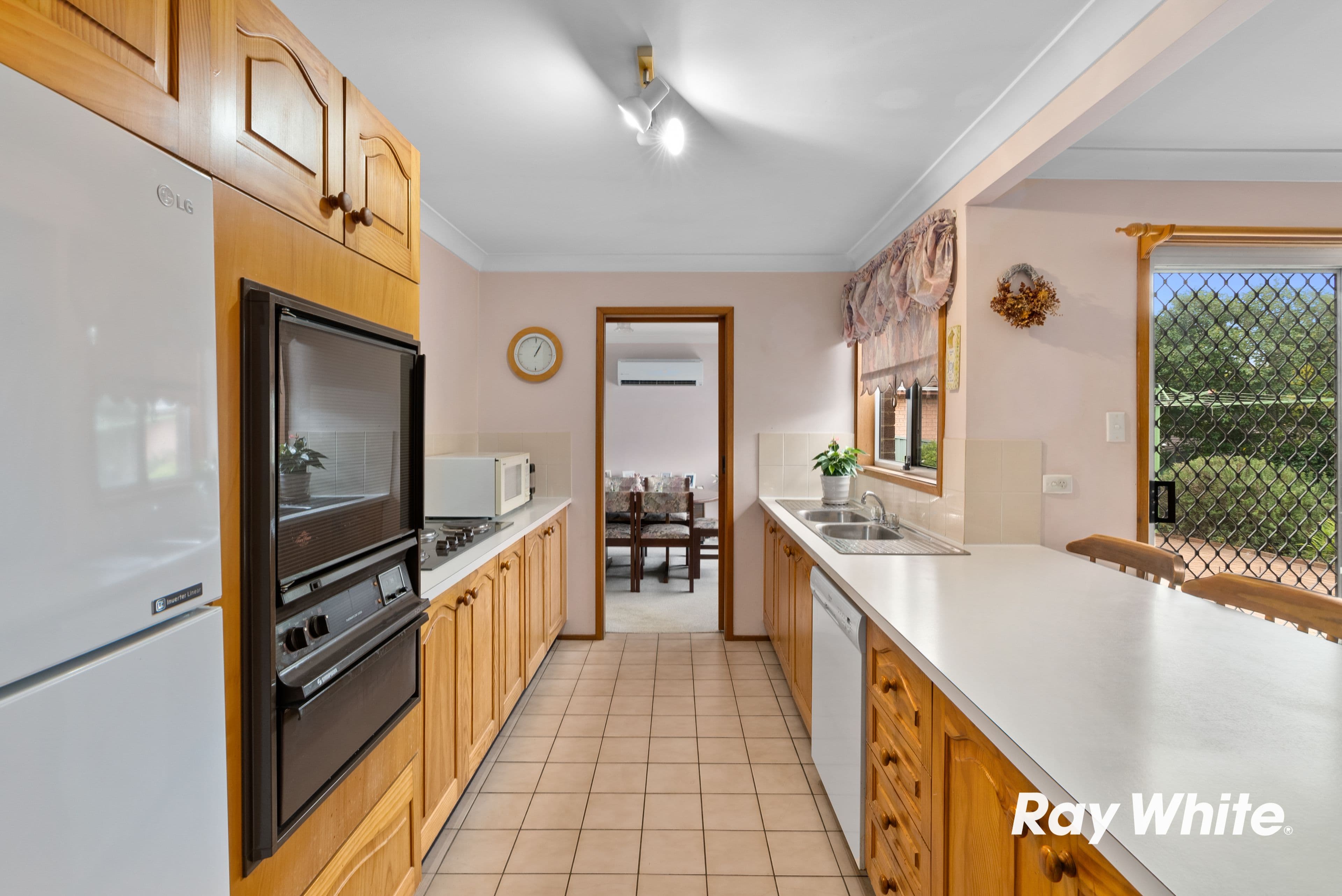 10 Maidos Place, Quakers Hill NSW 2763, Quakers Hill - Thumbnail 5