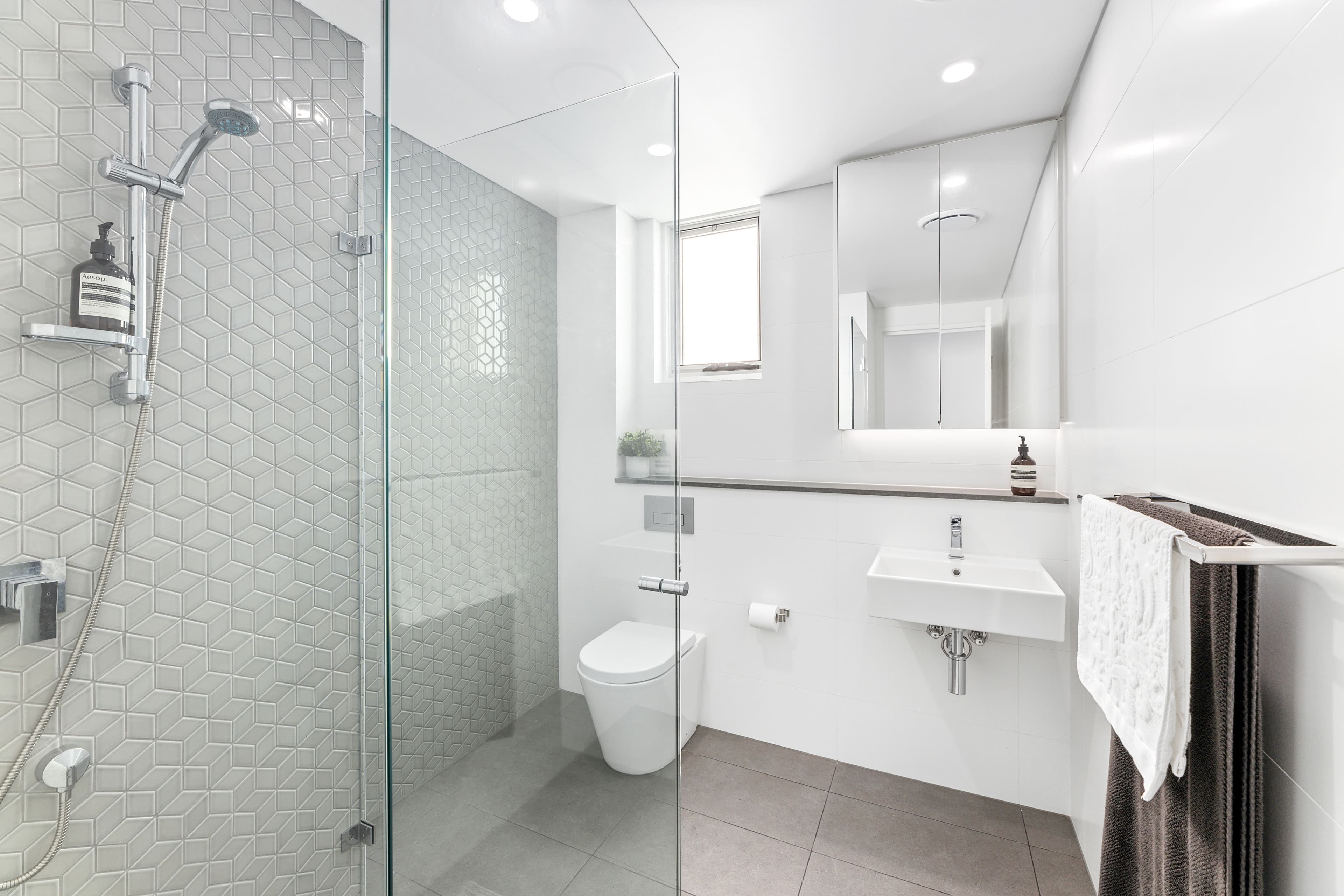 1 Urunga Parade, Miranda NSW 2228, Miranda - Thumbnail 5