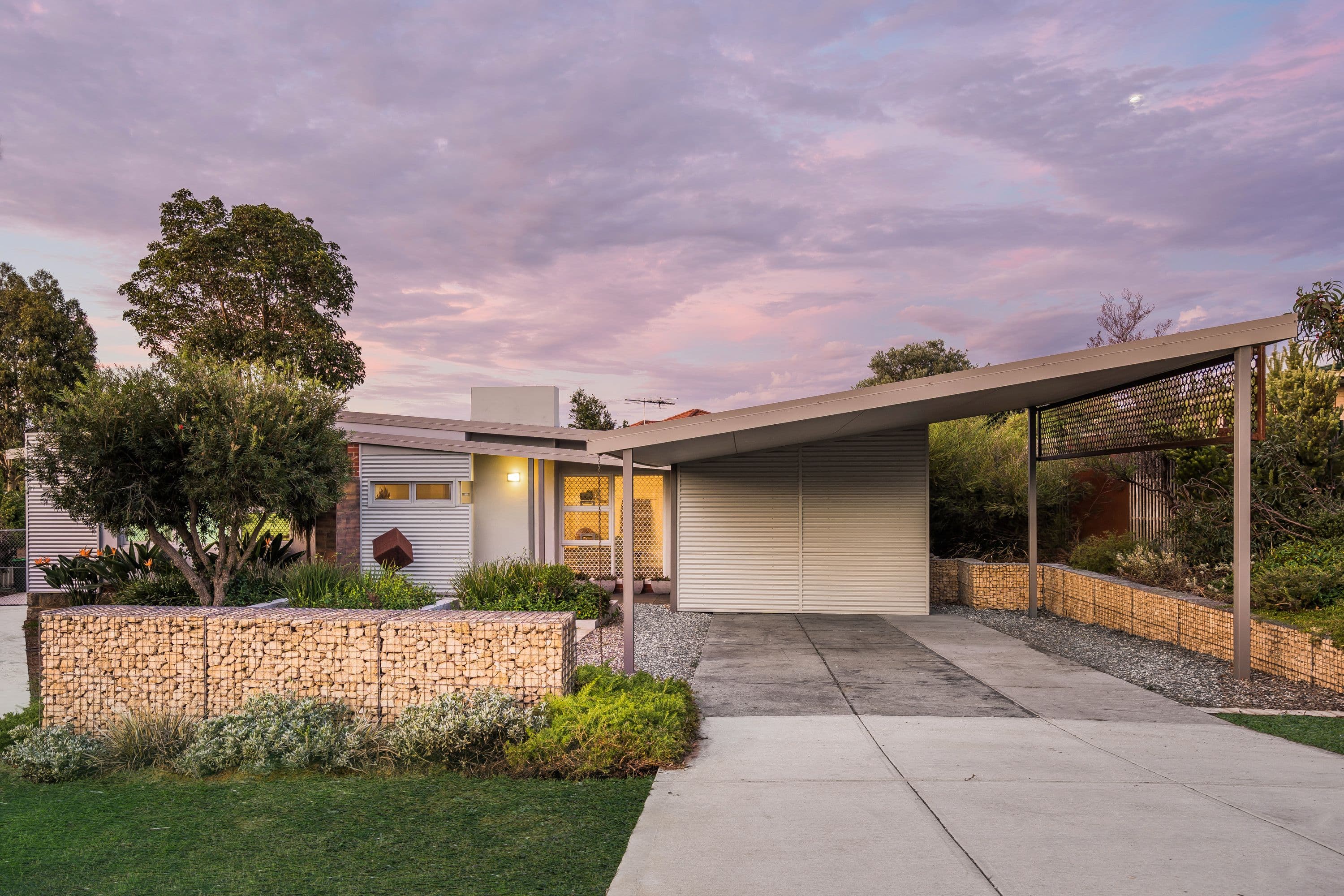 4 Morton Road, Hamilton Hill WA 6163, Hamilton Hill - Thumbnail 2