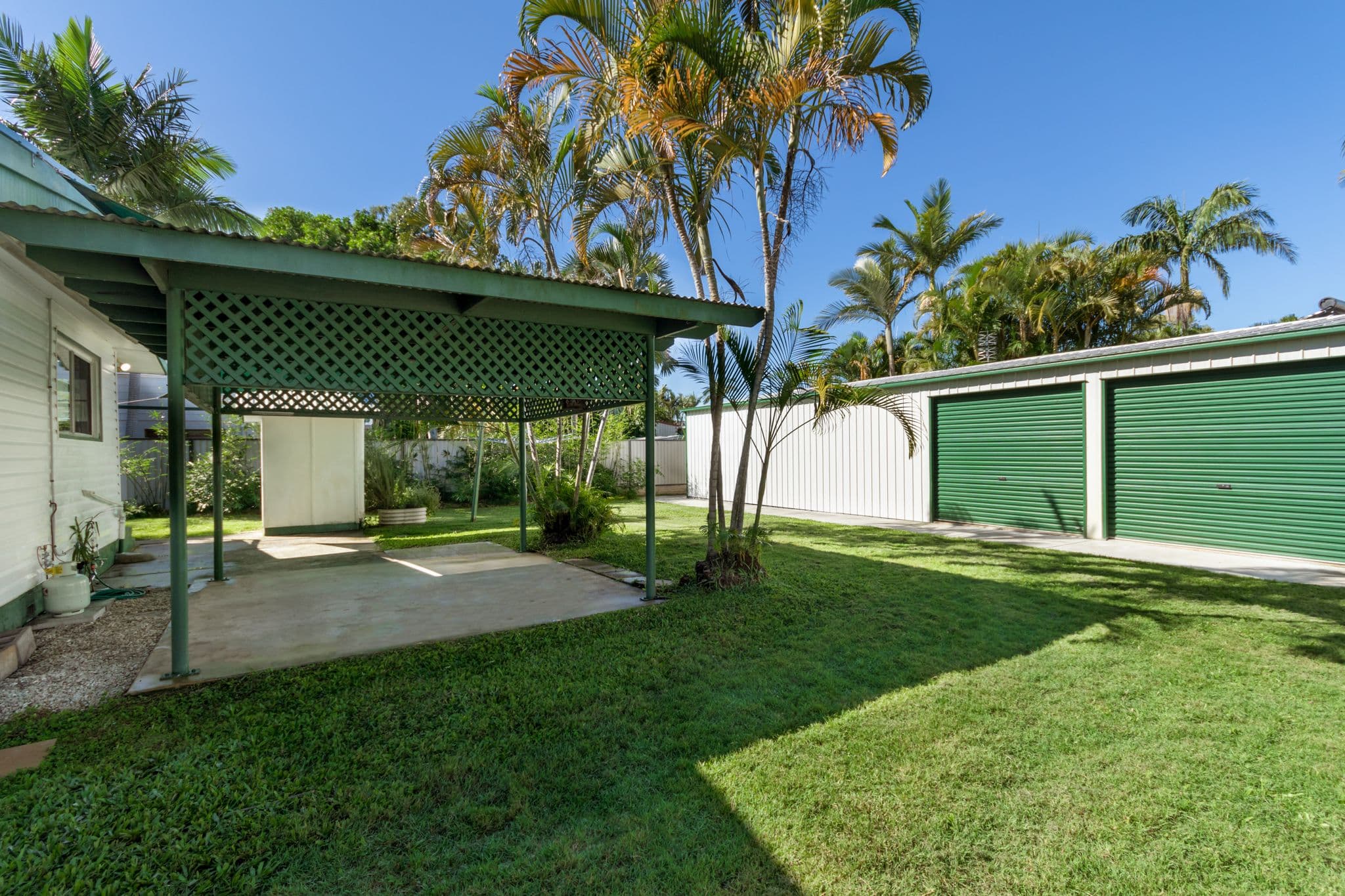 34 Crescent Avenue, Hope Island QLD 4212, Hope Island - Thumbnail 2