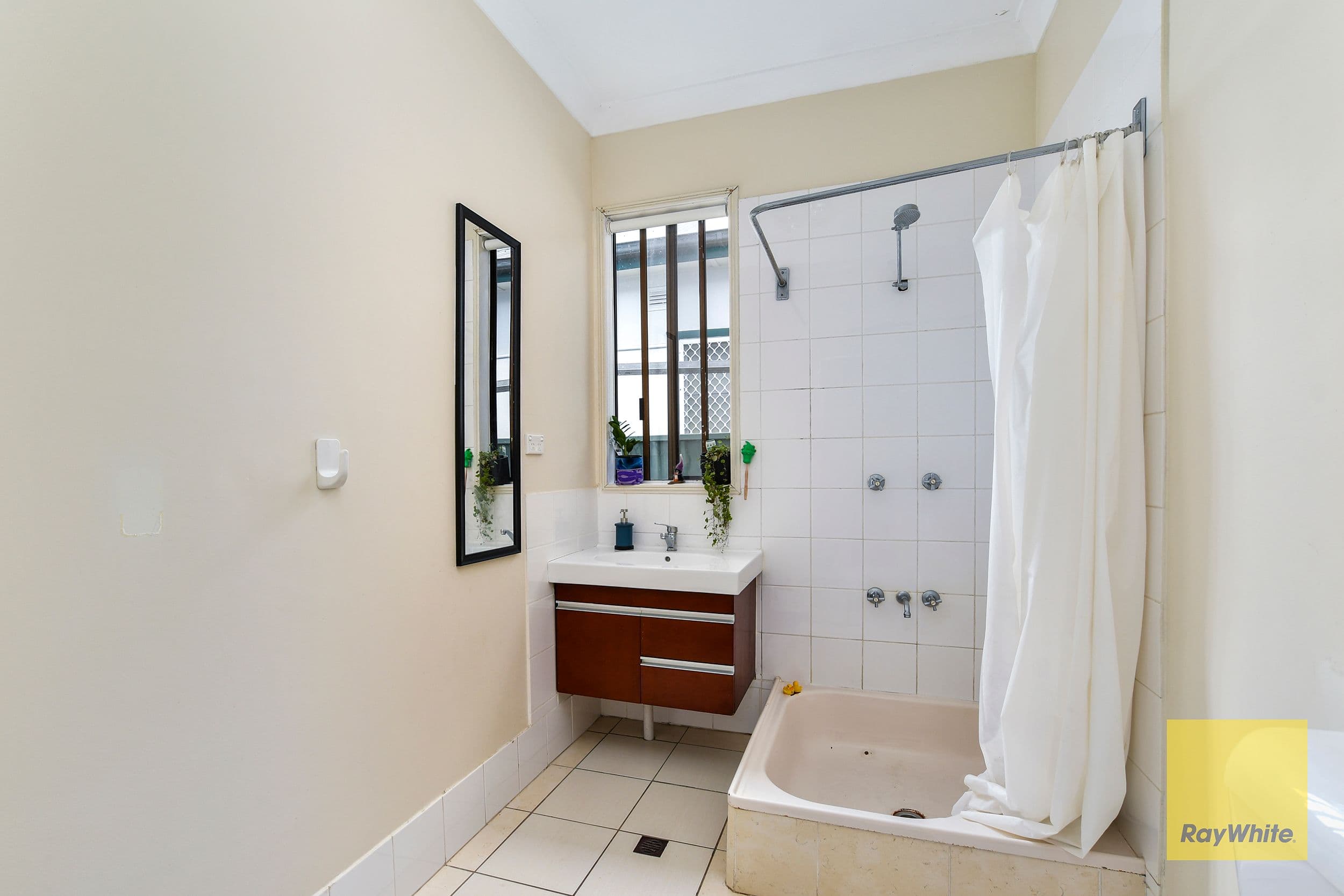 27 Barrenjoey Road, Ettalong Beach NSW 2257, Ettalong Beach - Thumbnail 6