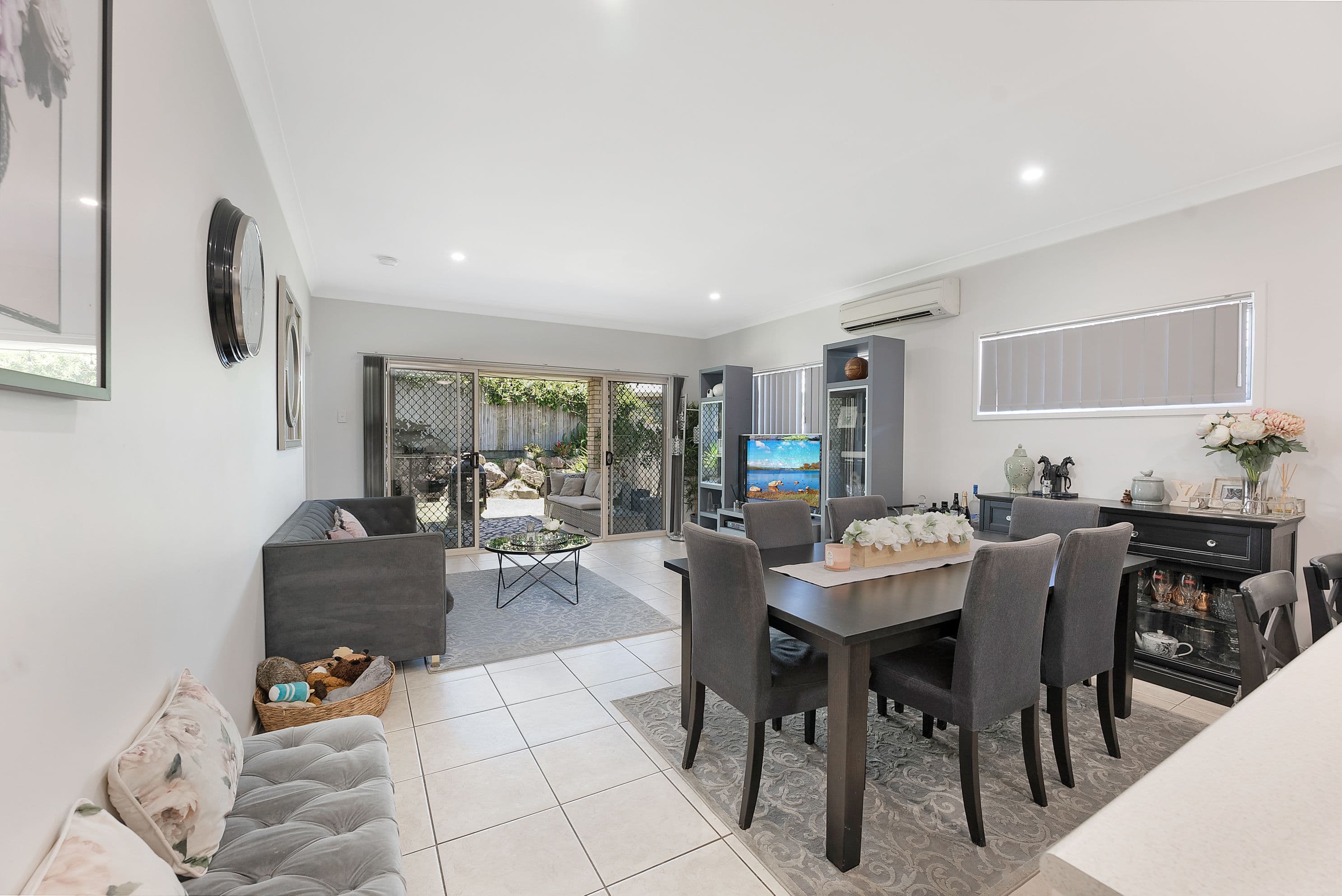 11 Rawlins Crescent, North Lakes QLD 4509, North Lakes - Thumbnail 7