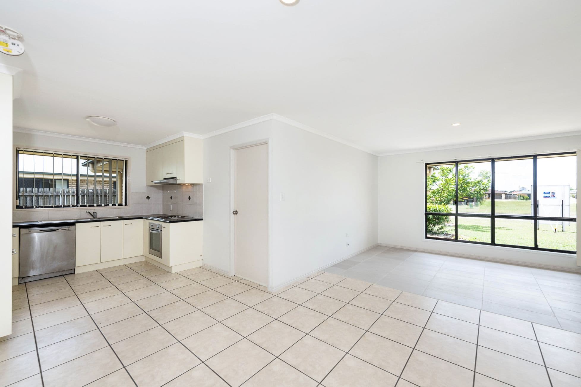 20 Searle Street, Thabeban QLD 4670, Thabeban - Thumbnail 3
