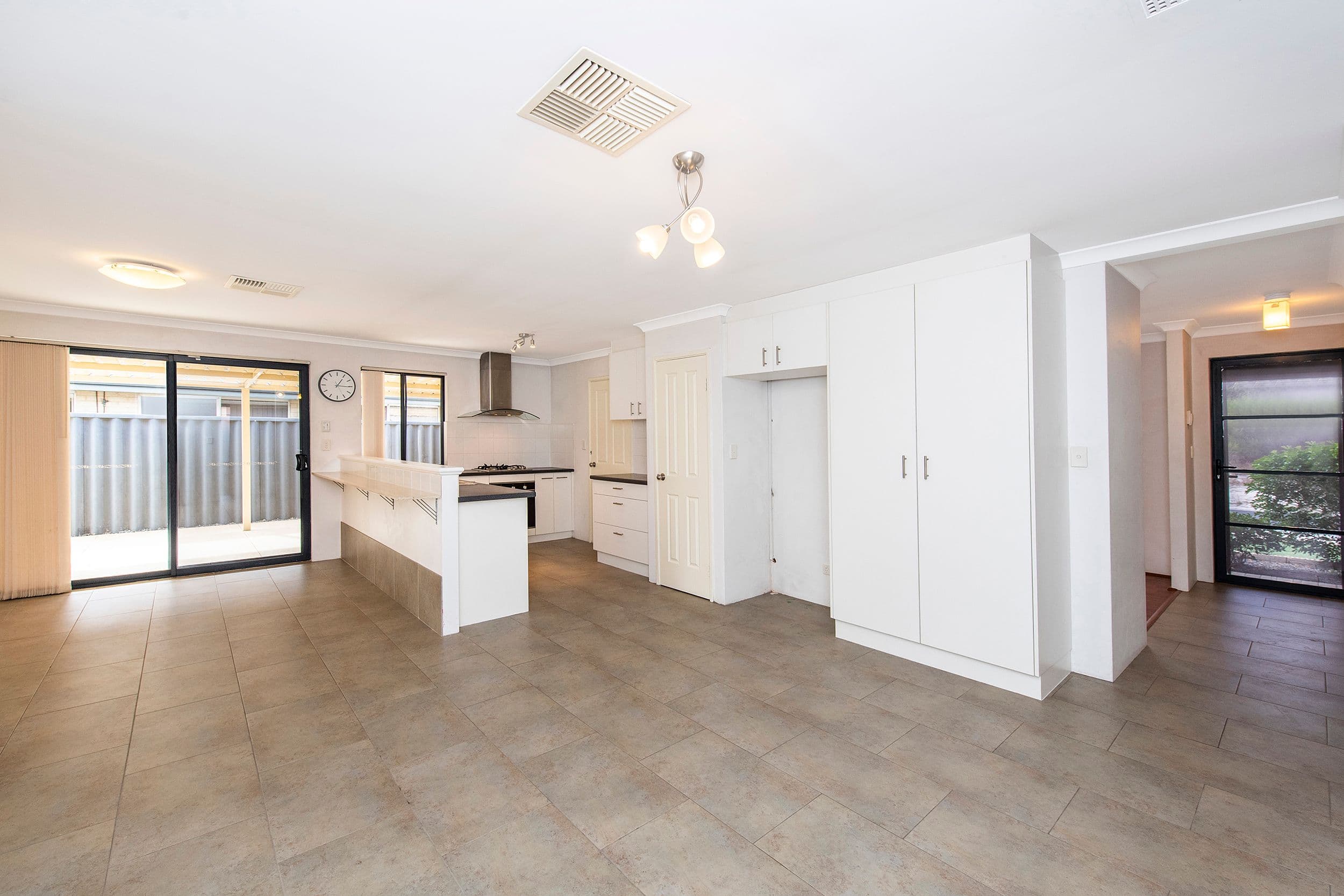 6 Heritage Park Drive, Baldivis WA 6171, Baldivis - Thumbnail 3