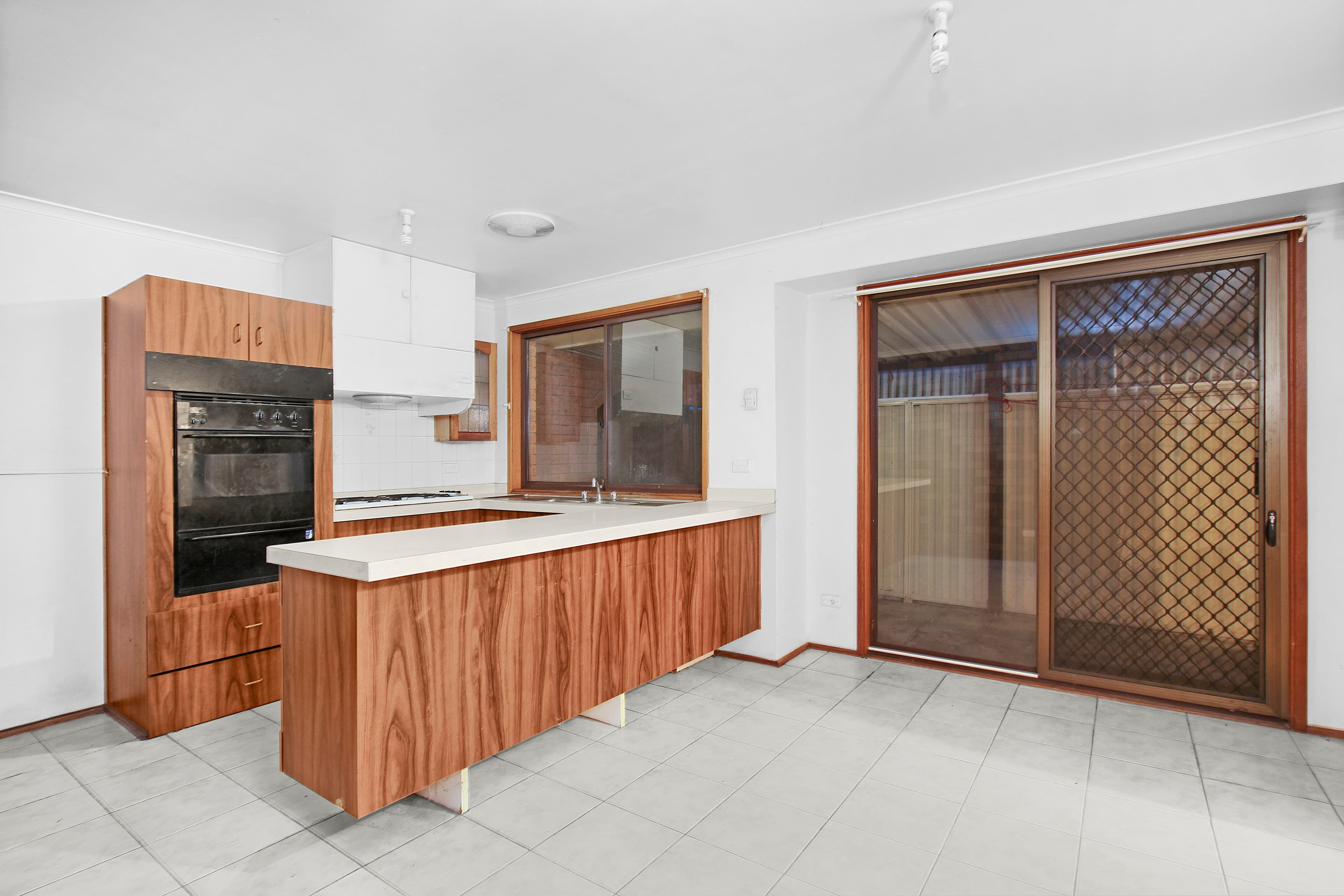 11 Hasluck Road, Bonnyrigg - Thumbnail 3