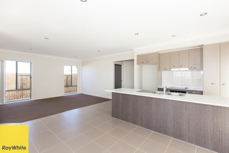 31 Learning Street, Coomera QLD 4209, Coomera - Thumbnail 2