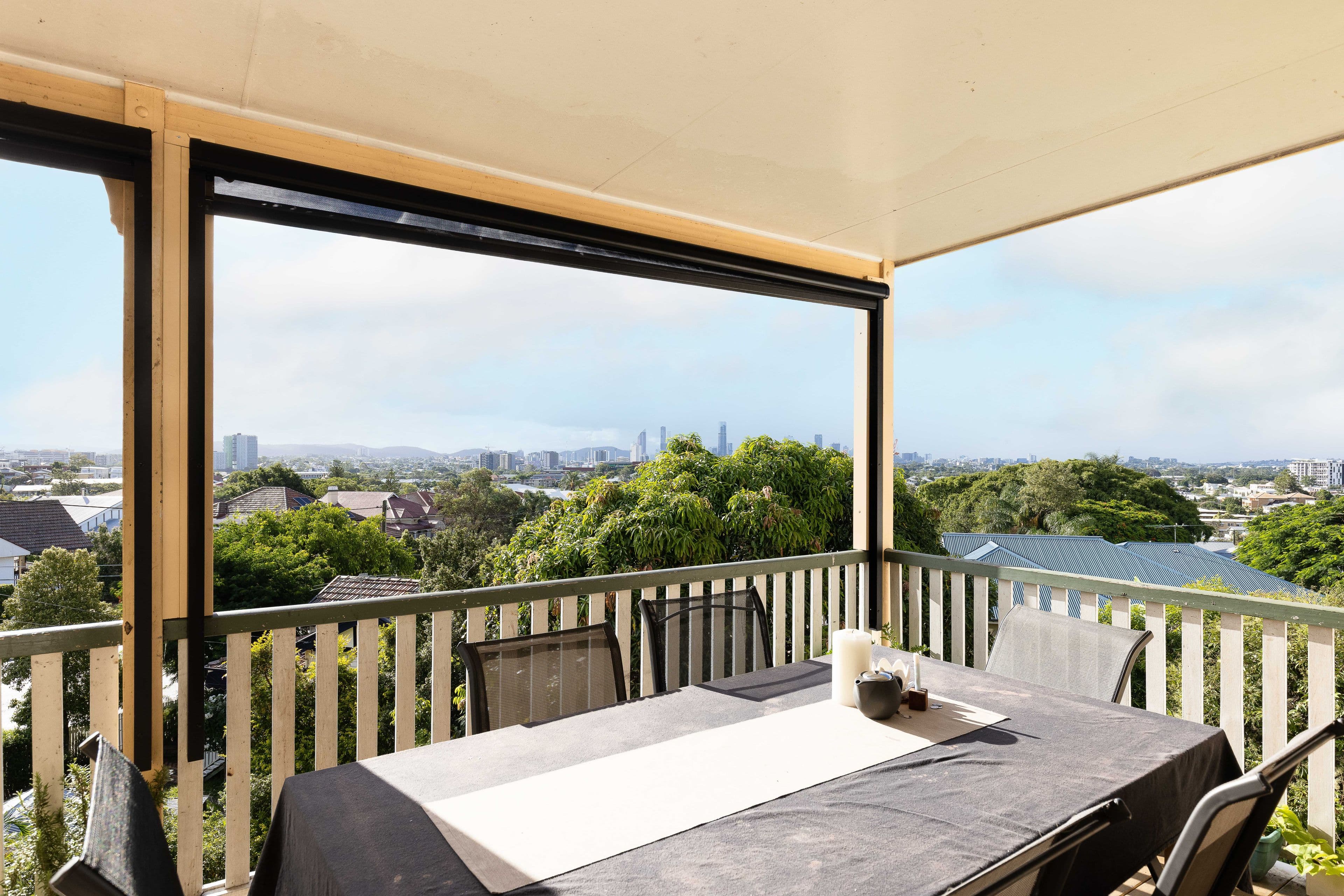 17 Welwyn Crescent, Coorparoo QLD 4151, Coorparoo - Thumbnail 7