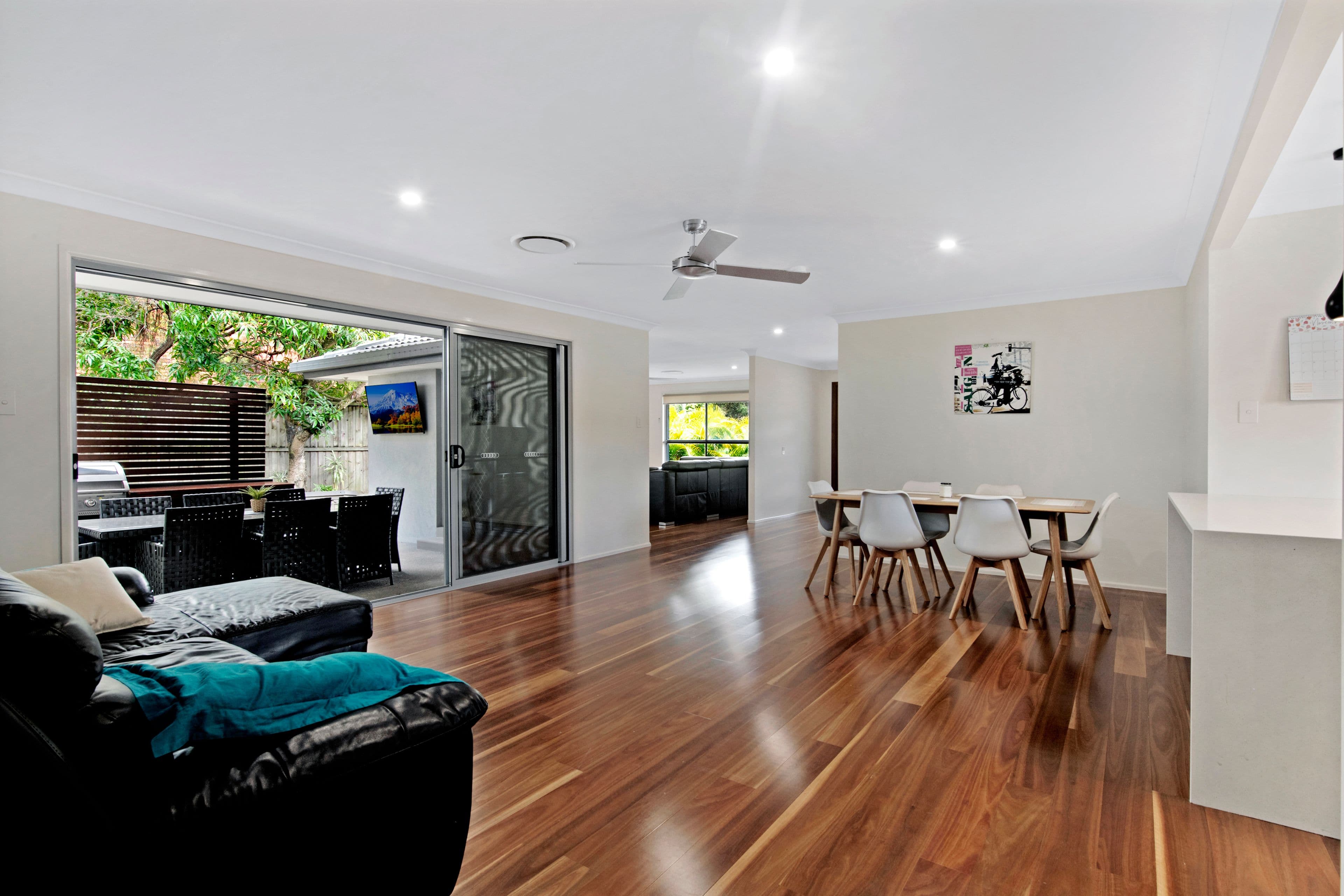 12 Metricup Court, Mermaid Waters QLD 4218, Mermaid Waters - Thumbnail 3