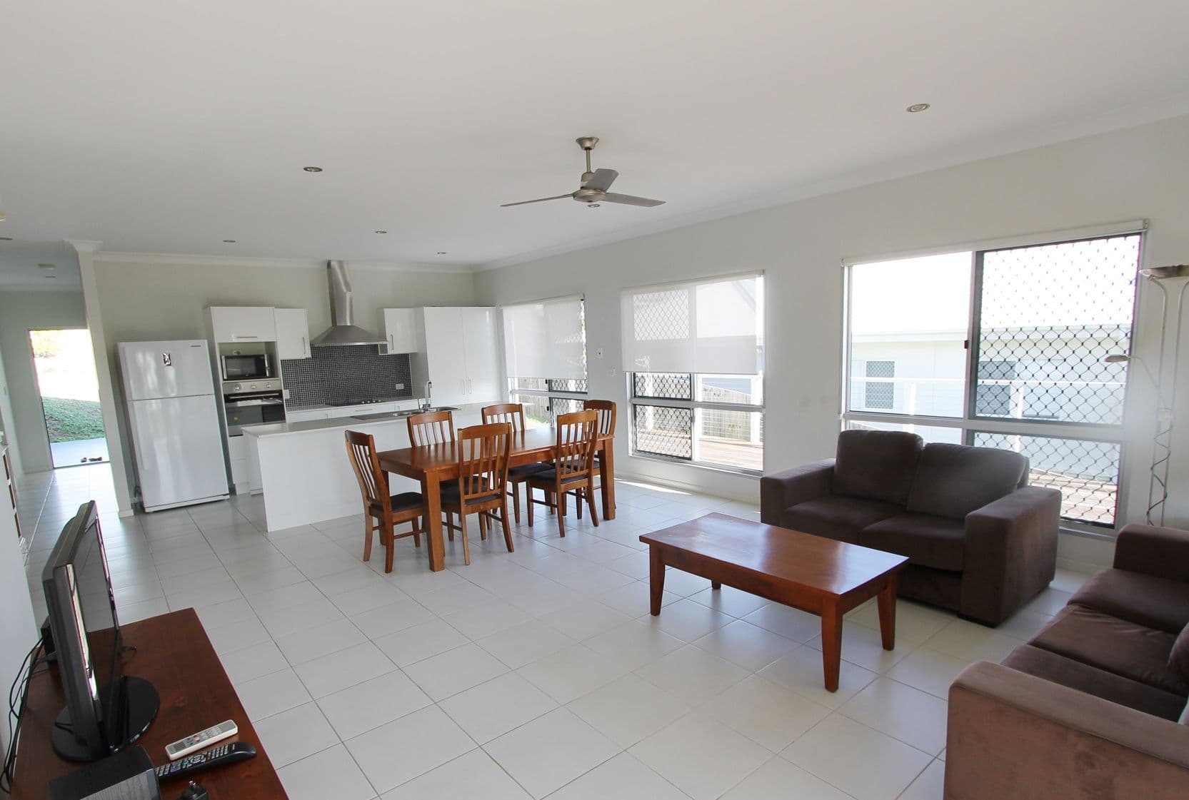 15 Windjana Court, New Auckland QLD 4680, New Auckland - Thumbnail 4