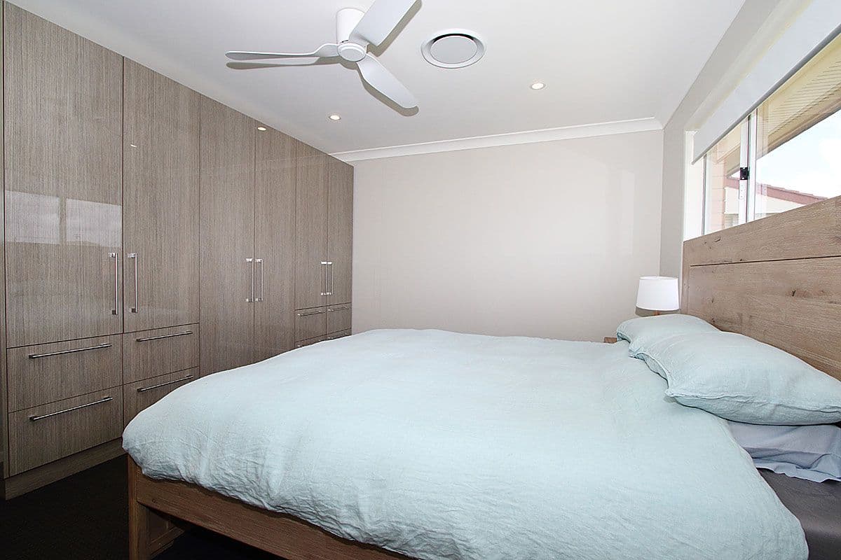16 Warrawong Street, Eastern Heights QLD 4305, Eastern Heights - Thumbnail 7