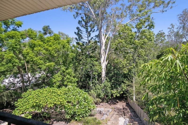15 Mondra Street, Kenmore Hills QLD 4069, Kenmore Hills - Thumbnail 4