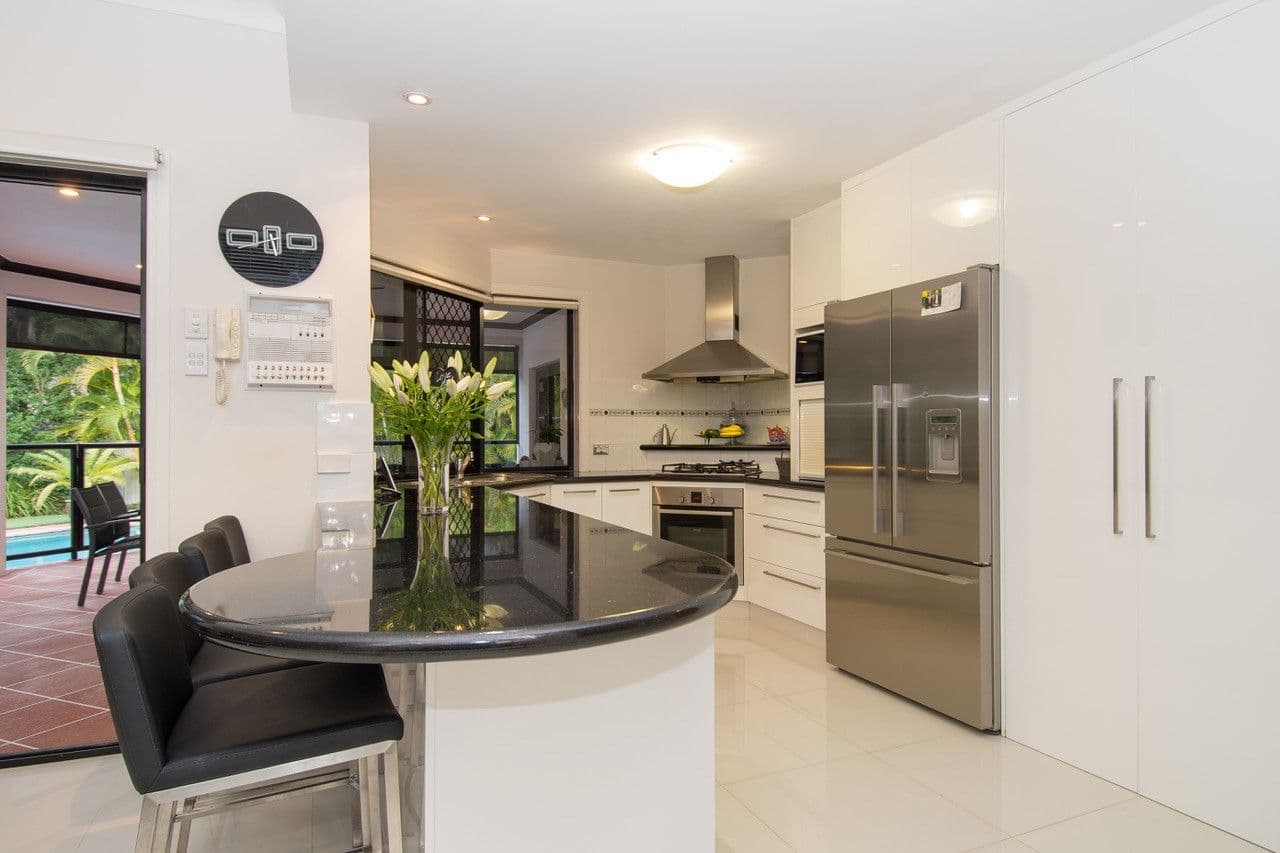 12 Zeller Crescent, Arundel QLD 4214, Arundel - Thumbnail 7