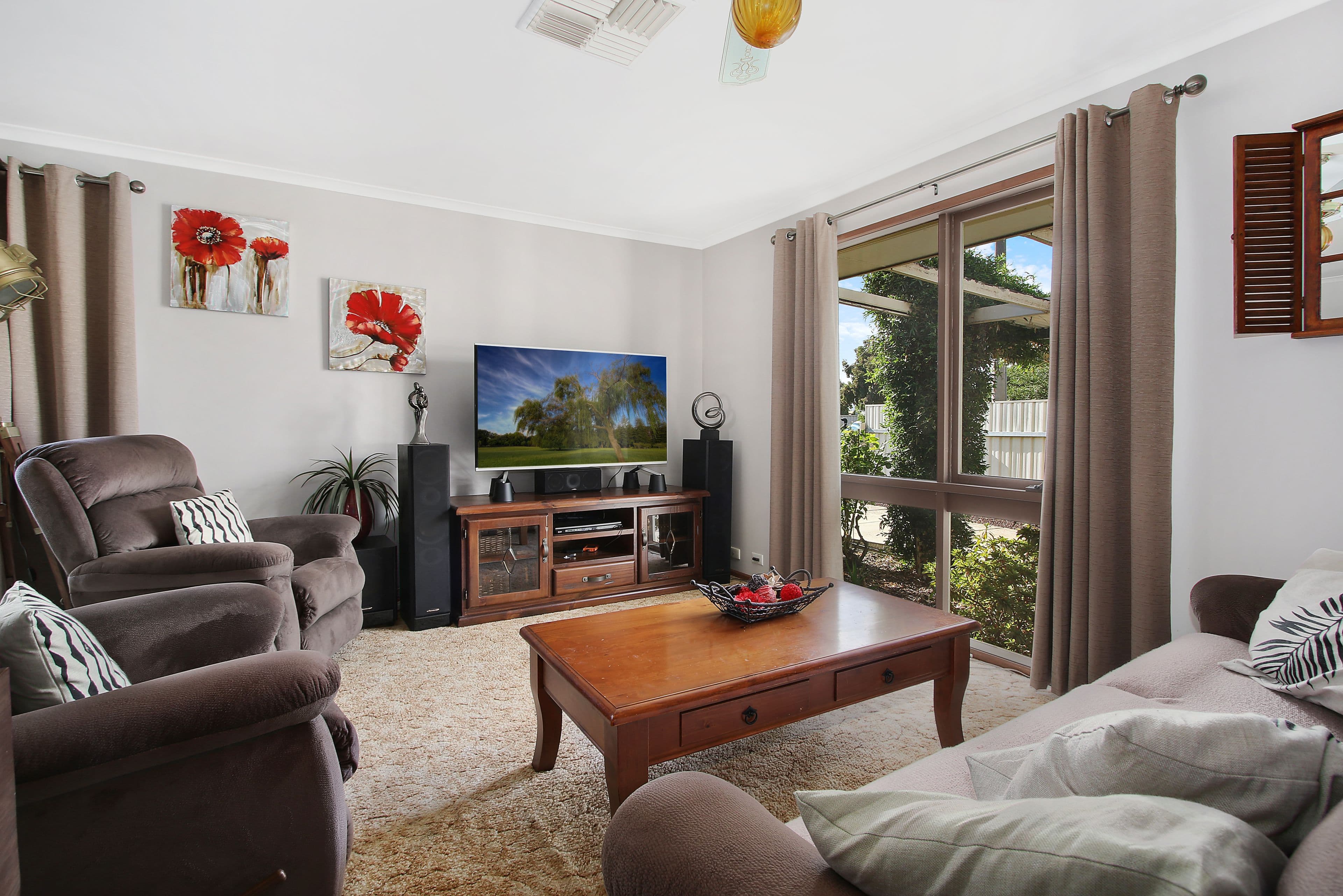 2 Burns Court, West Wodonga VIC 3690, West Wodonga - Thumbnail 2