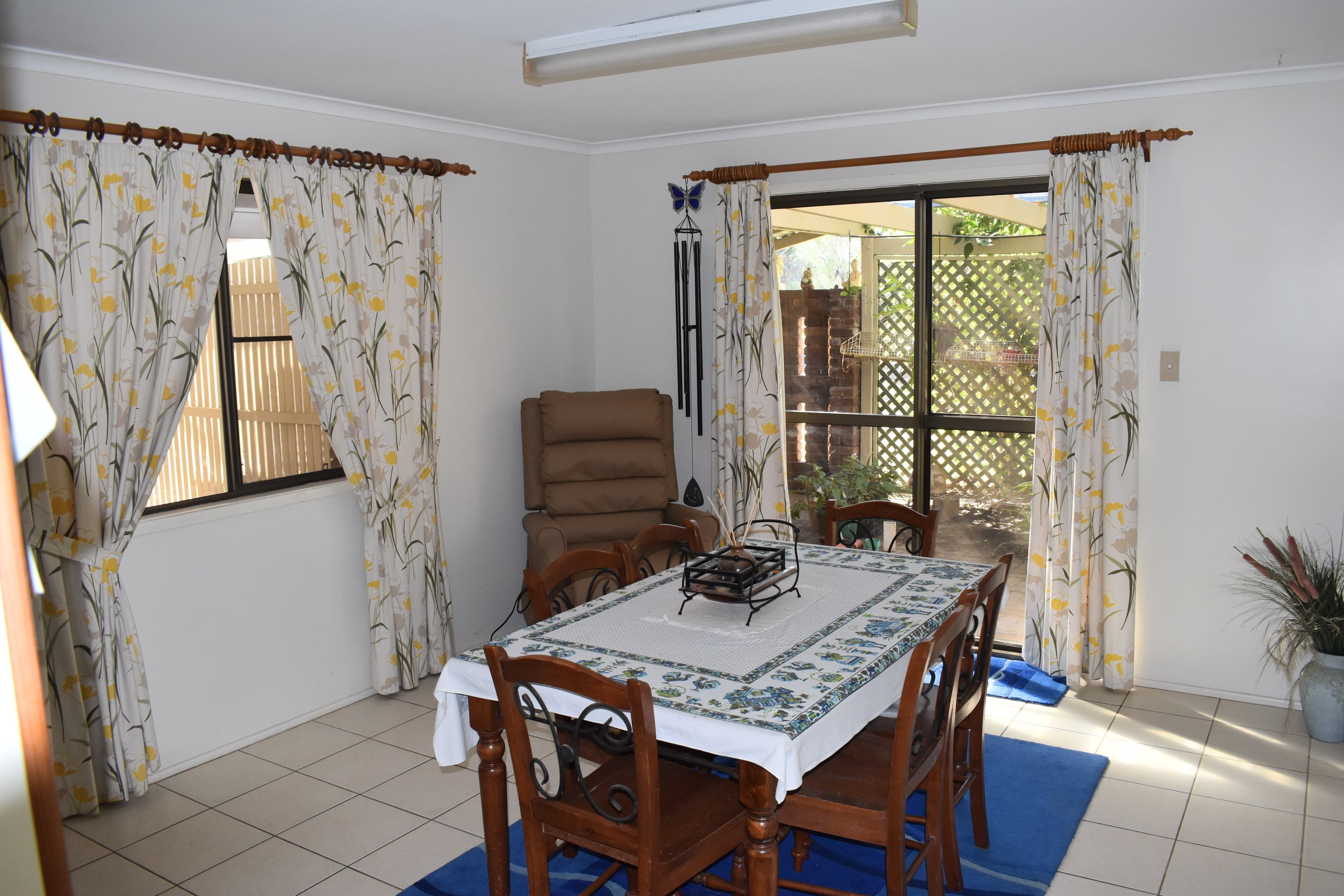 35 Tourmaline Road, Emerald QLD 4720, Emerald - Thumbnail 7