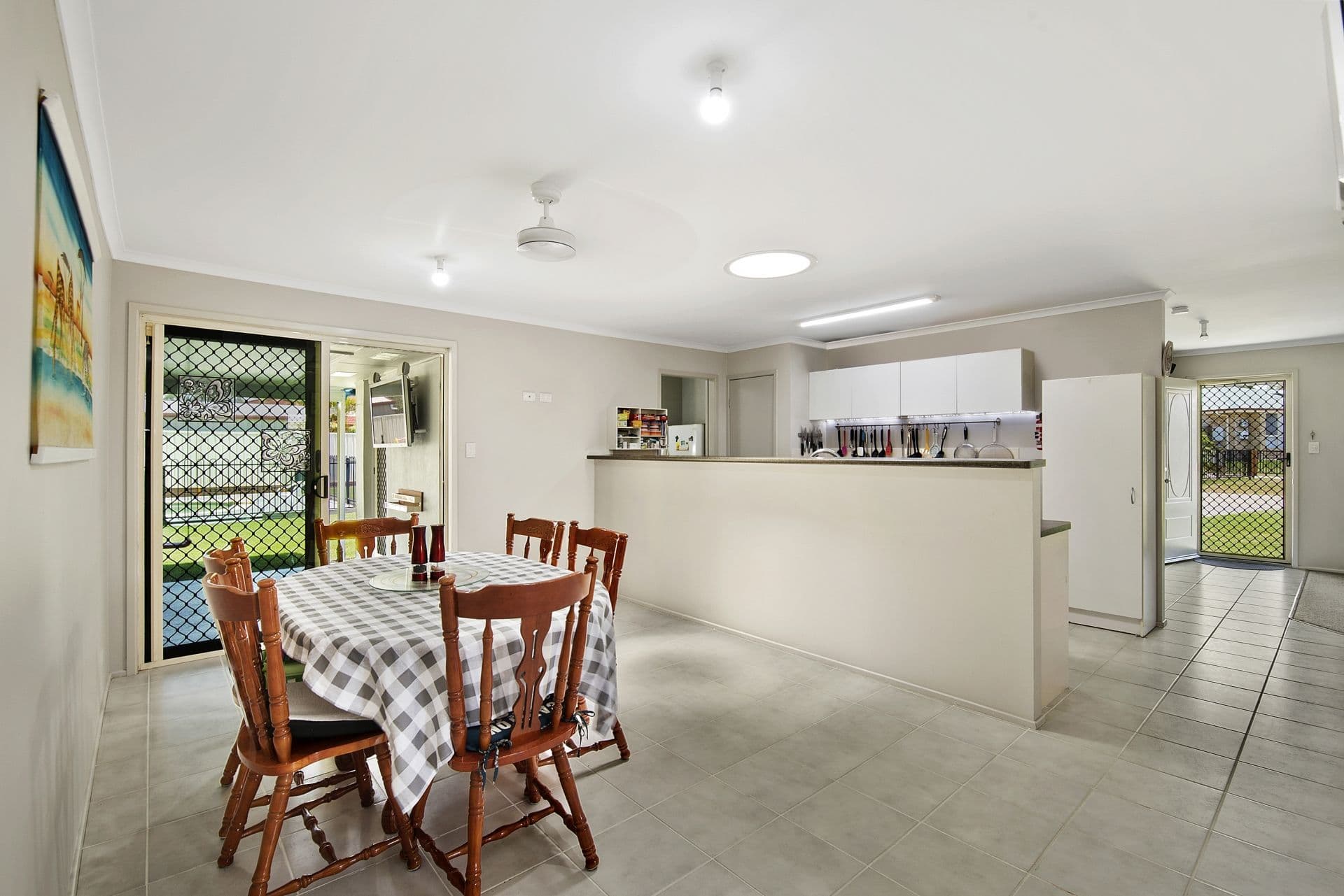 19 Breakwater Court, Deception Bay QLD 4508, Deception Bay - Thumbnail 3