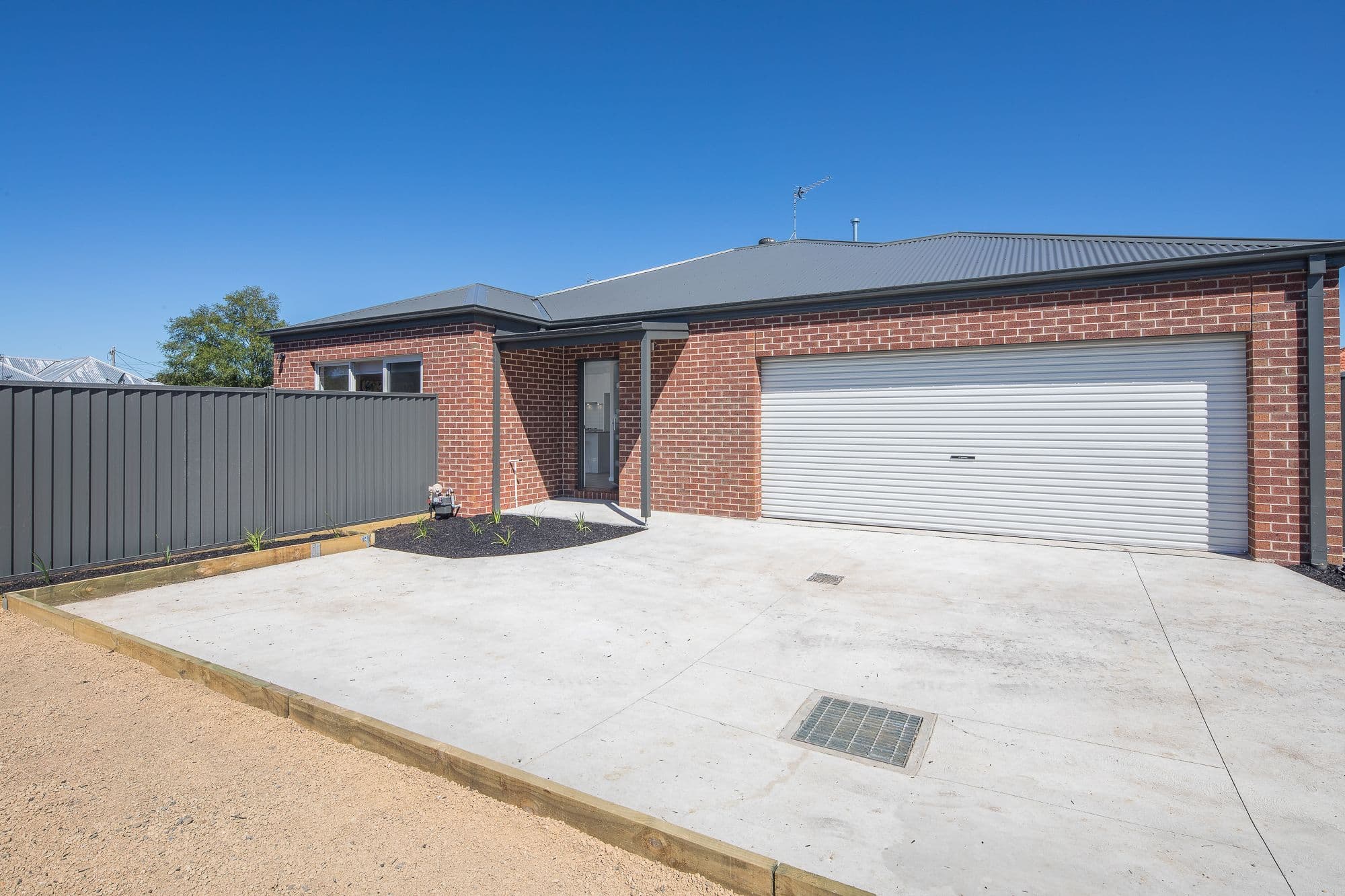 5/8 Thompson Street, Brown Hill  Victoria  3350, Australia, Brown Hill - Image 1