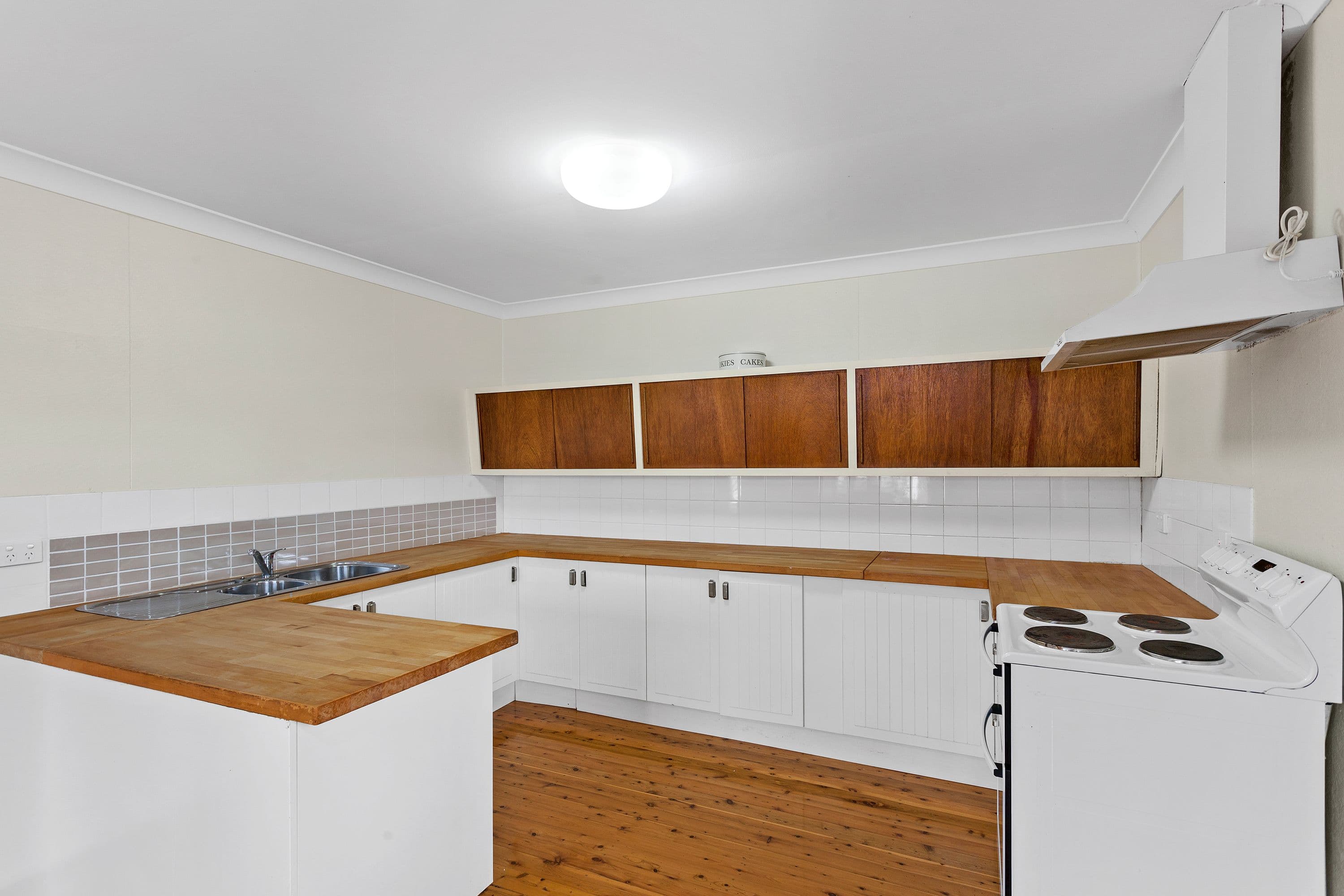 11 Allenby Street, Newtown QLD 4350, Newtown - Thumbnail 2