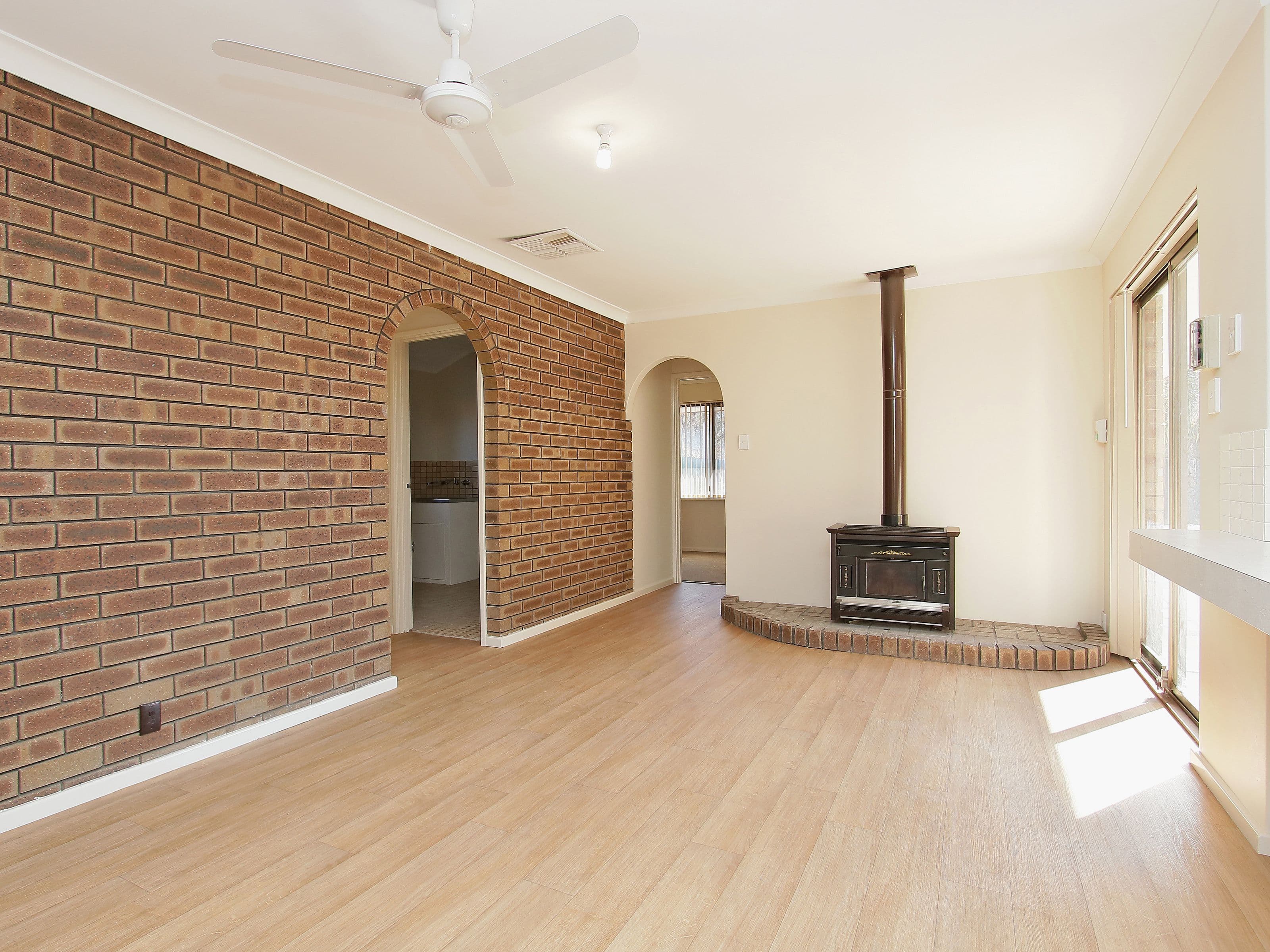 24 Oakover Way, Gosnells WA 6110, Gosnells - Thumbnail 3