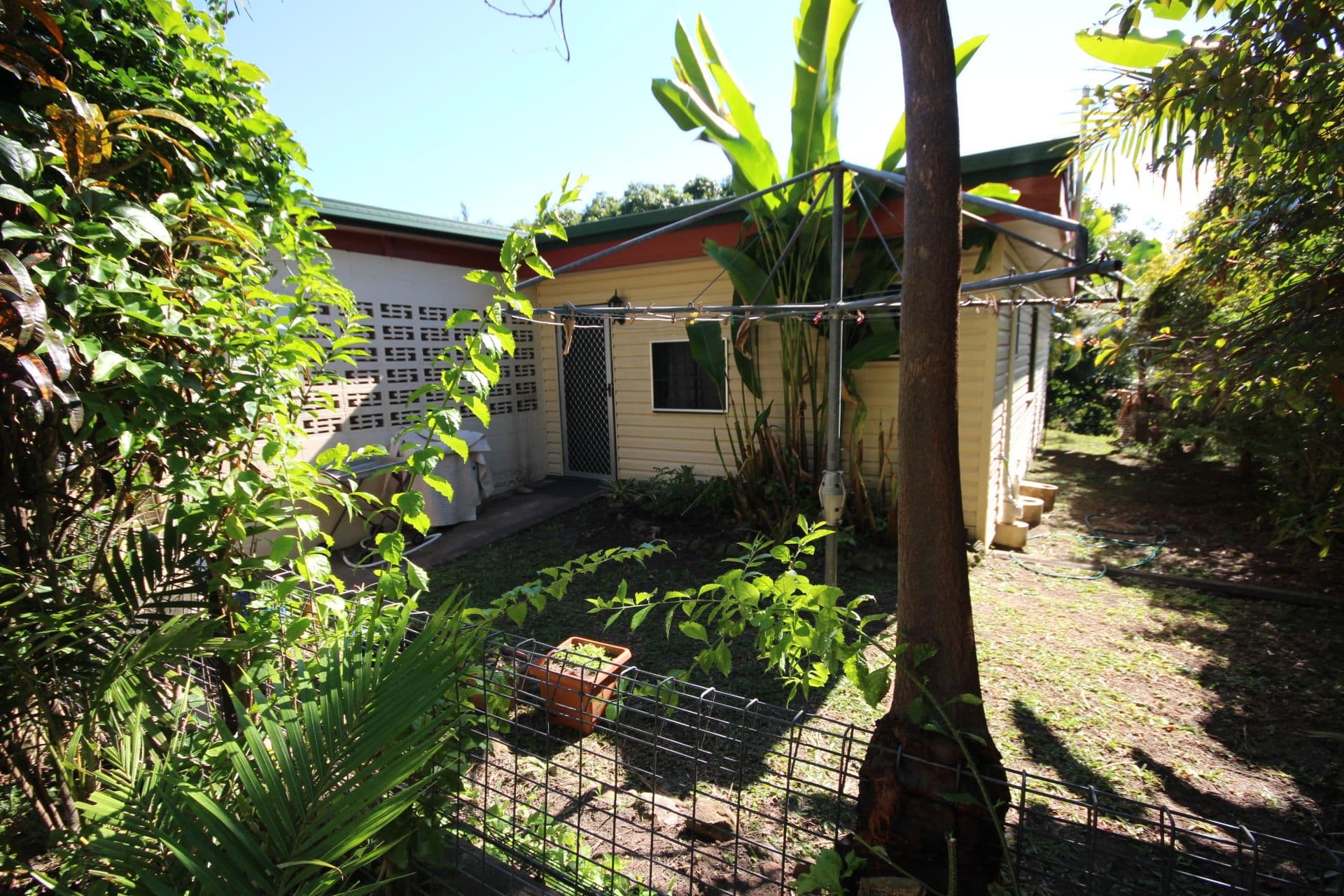 30 Langdon Street, Sarina QLD 4737, Sarina - Thumbnail 2