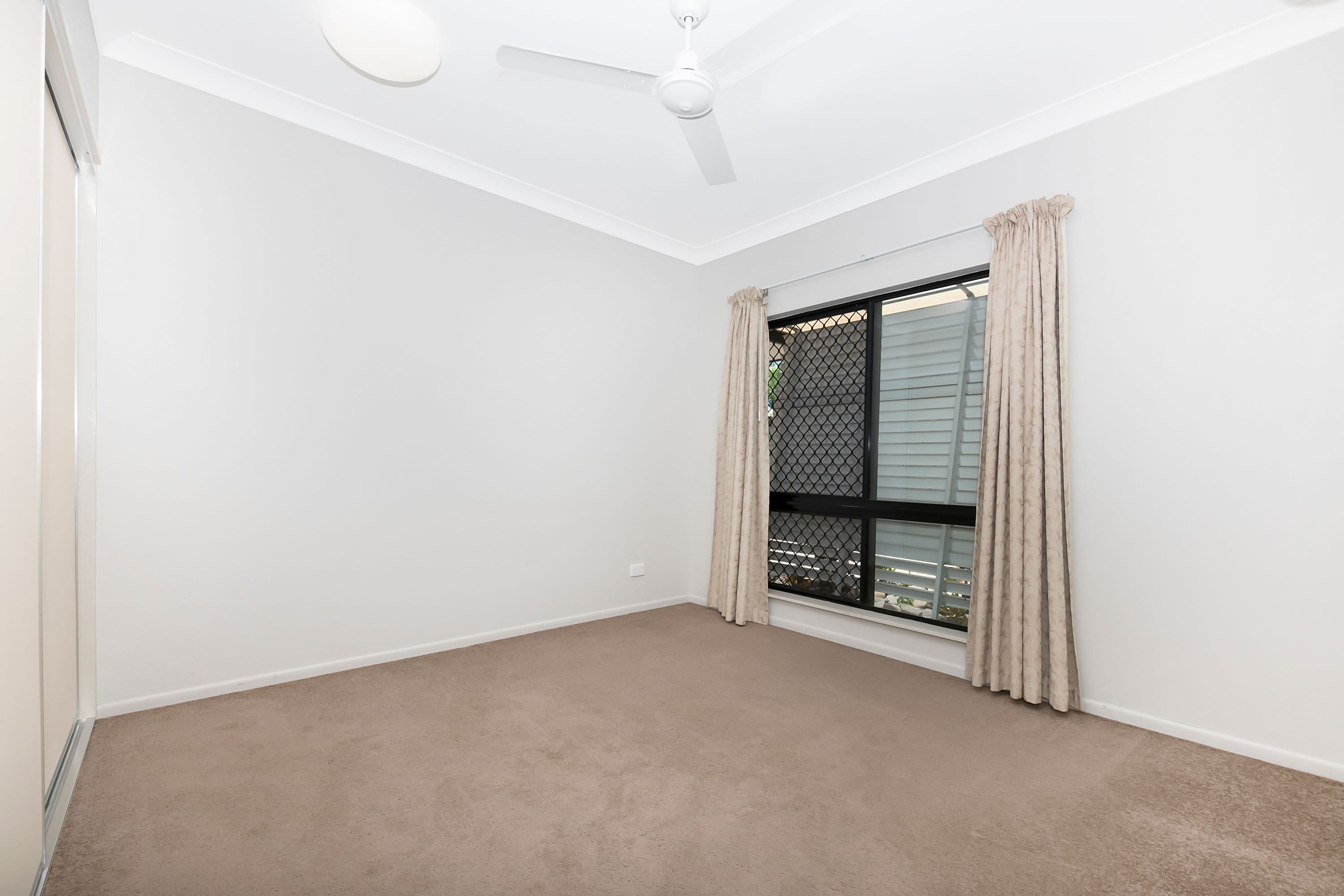 14A Latchford Street, Pimlico QLD 4812, Pimlico - Thumbnail 6