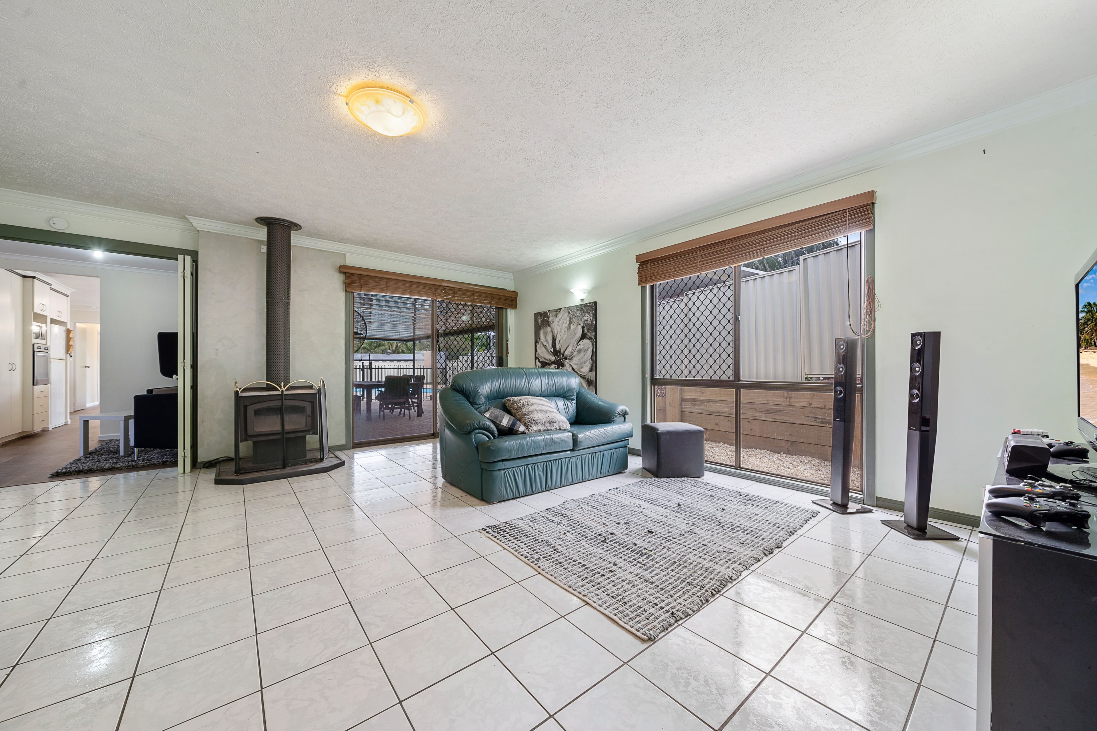 6 Cydonia Court, Regents Park QLD 4118, Regents Park - Thumbnail 4