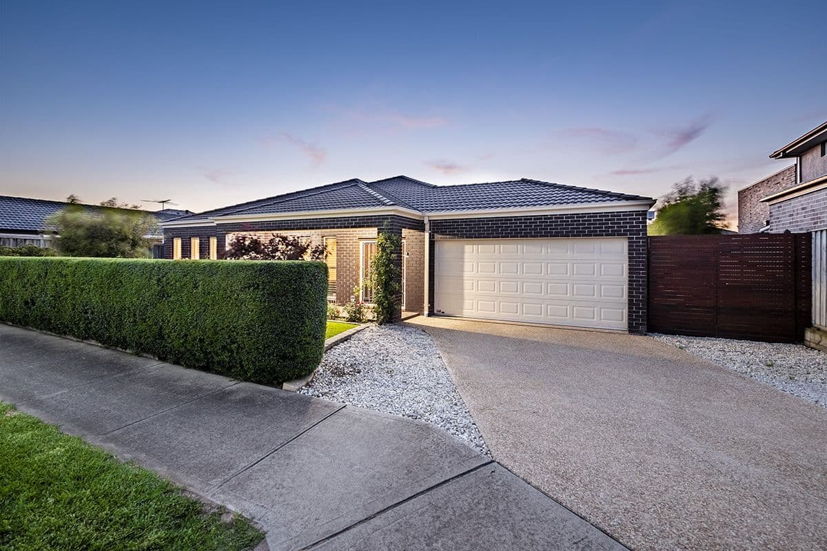13 Carinya Court, Cranbourne North VIC 3977, Cranbourne North - Image 1