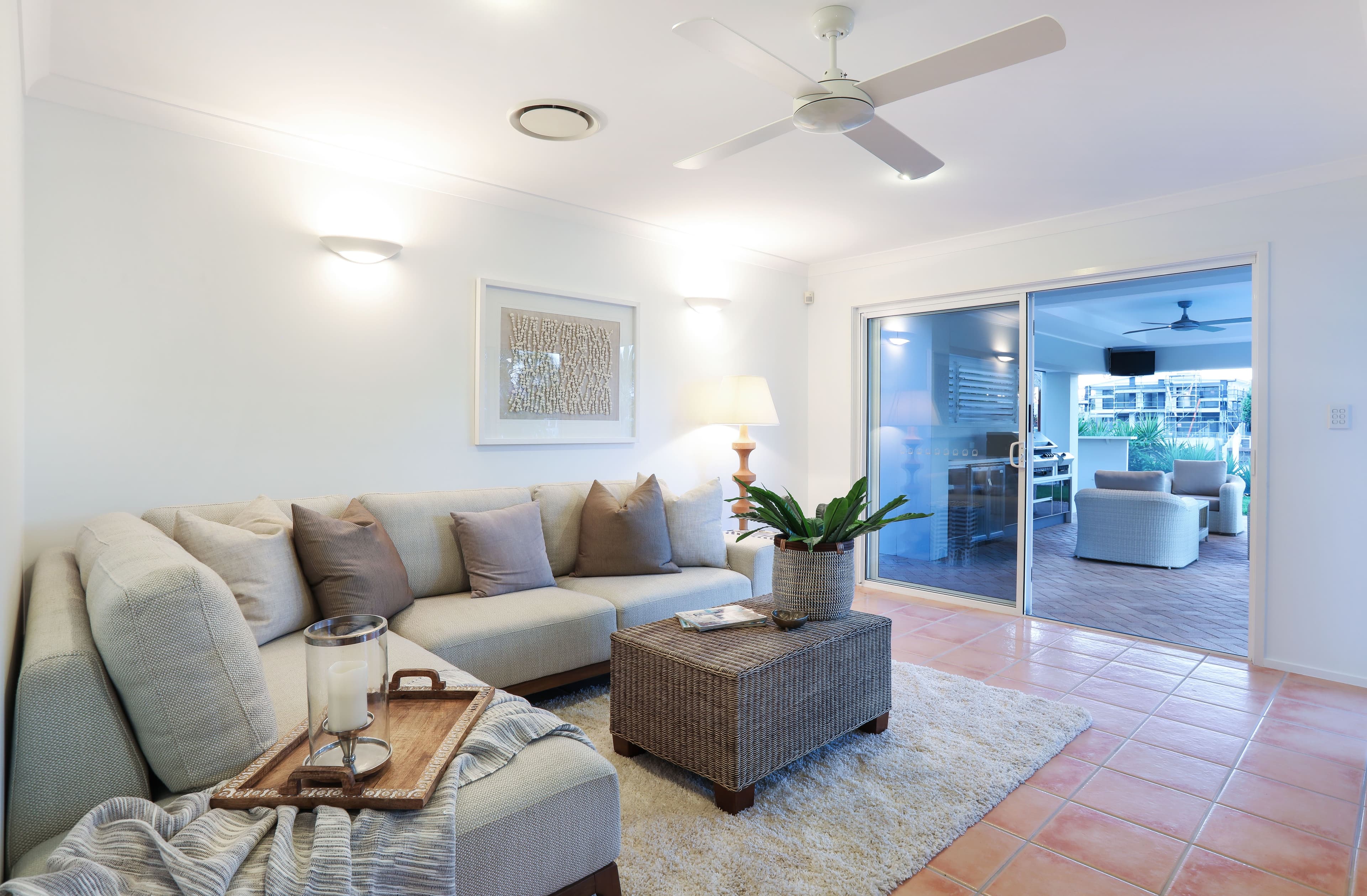 29 Andrea Avenue, Broadbeach Waters QLD 4218, Broadbeach Waters - Thumbnail 8