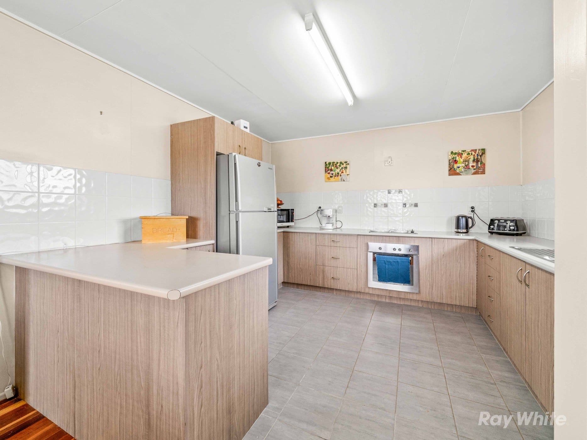 2 Edinburgh Street, Eastern Heights QLD 4305, Eastern Heights - Thumbnail 7