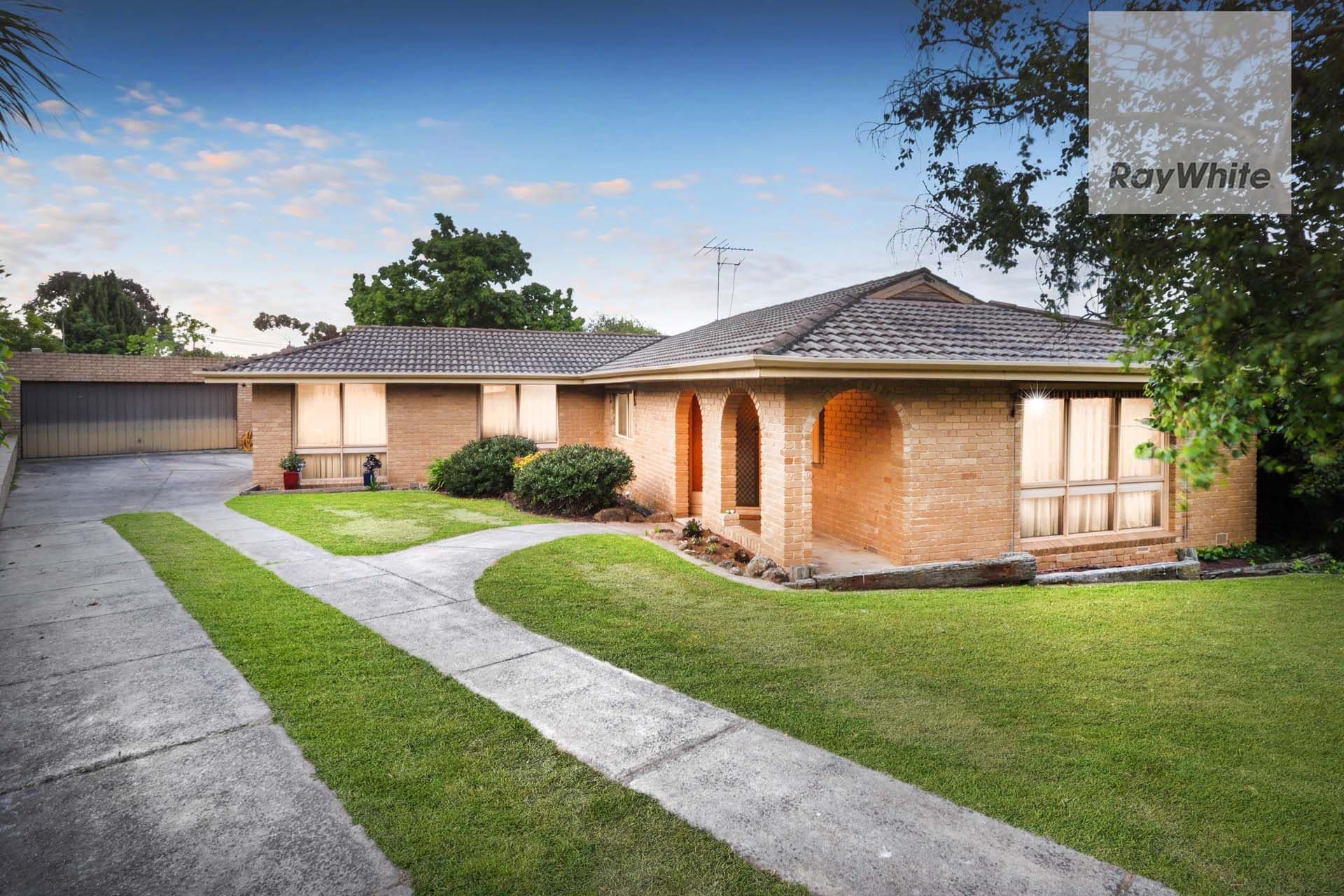 4 Caple Place, Gladstone Park VIC 3043, Gladstone Park - Image 1