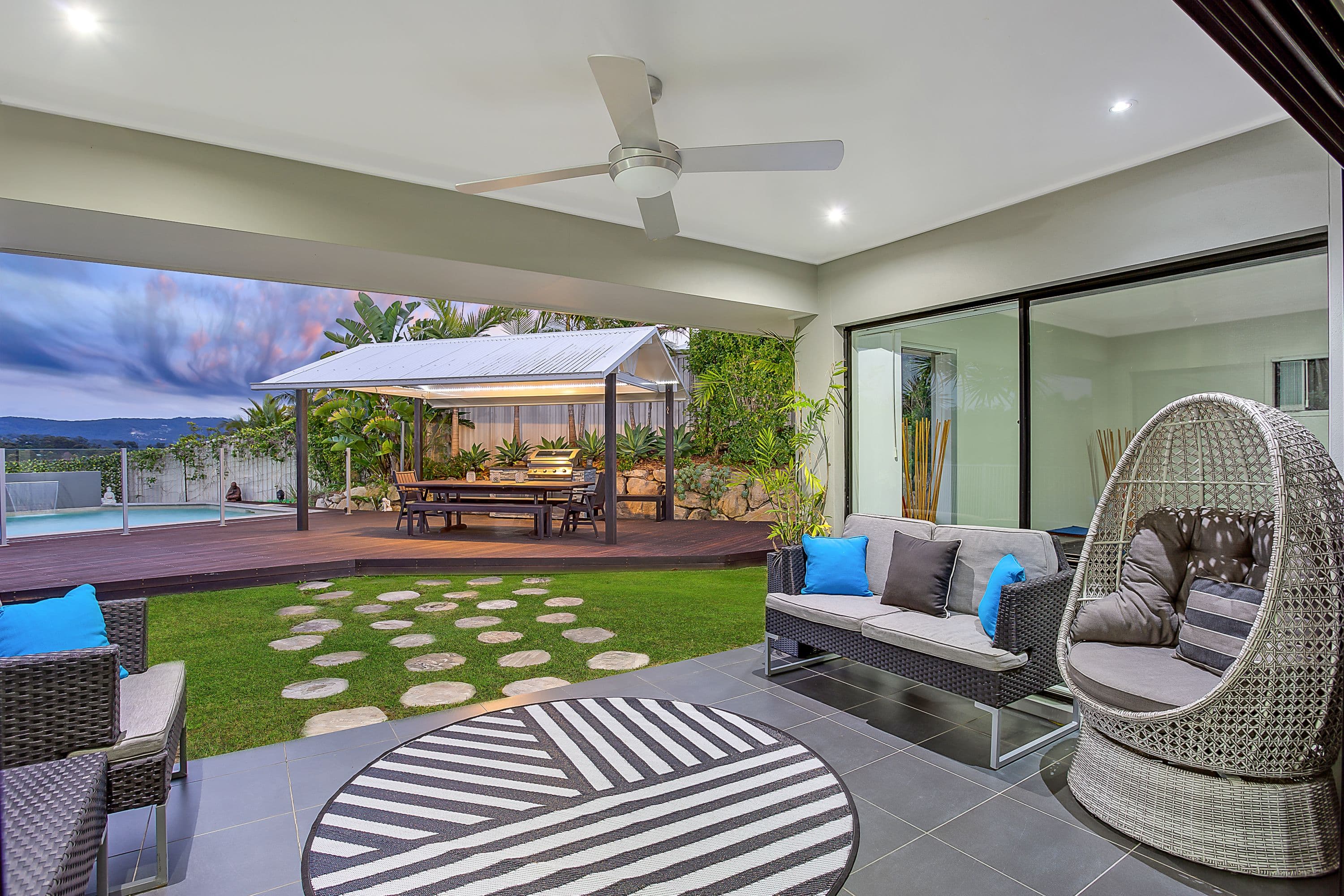 2 Marshall Grove, Bonogin QLD 4213, Bonogin - Thumbnail 2