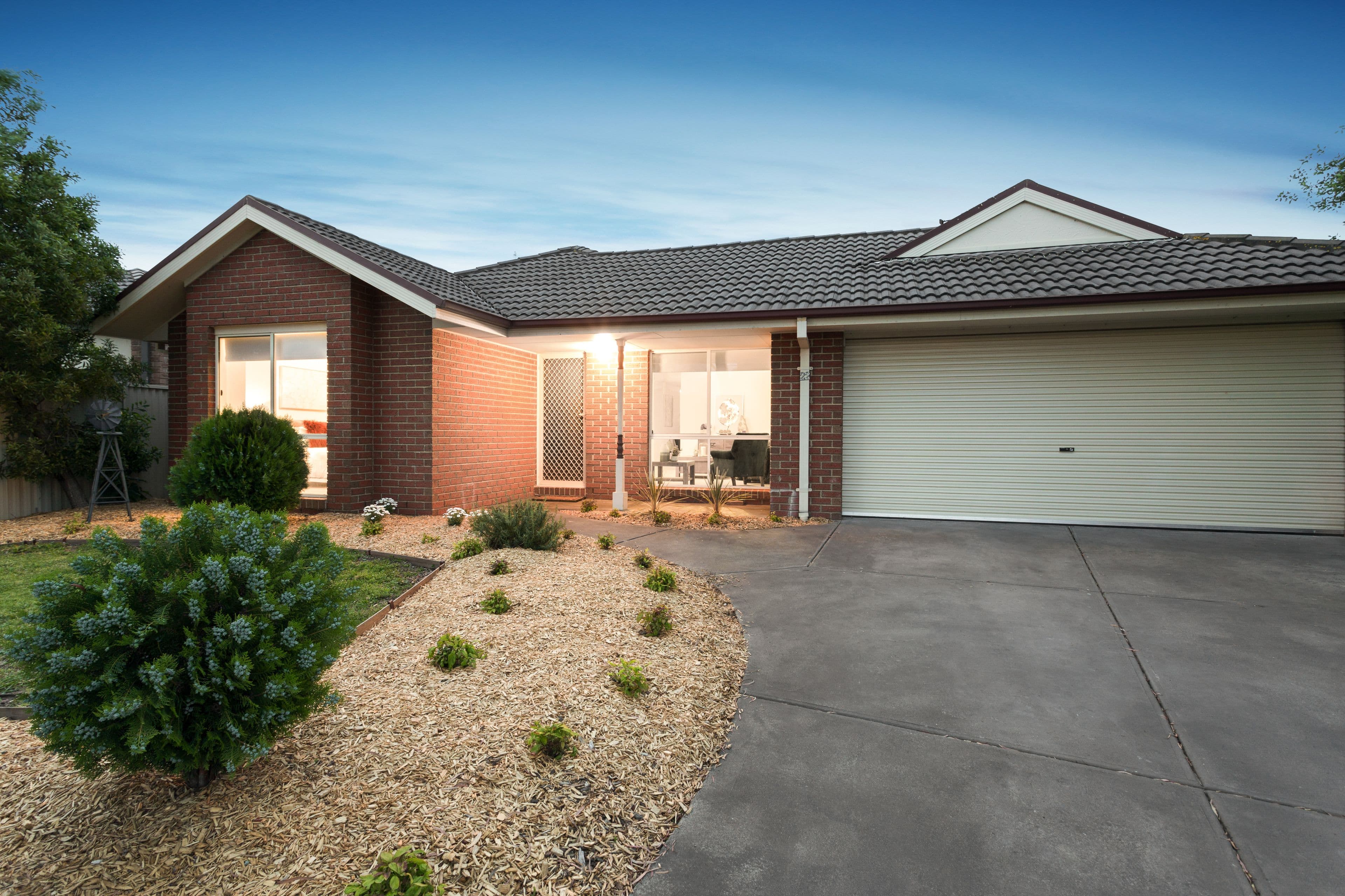 22 Ashwood Grove, Pakenham VIC 3810, Pakenham - Thumbnail 2