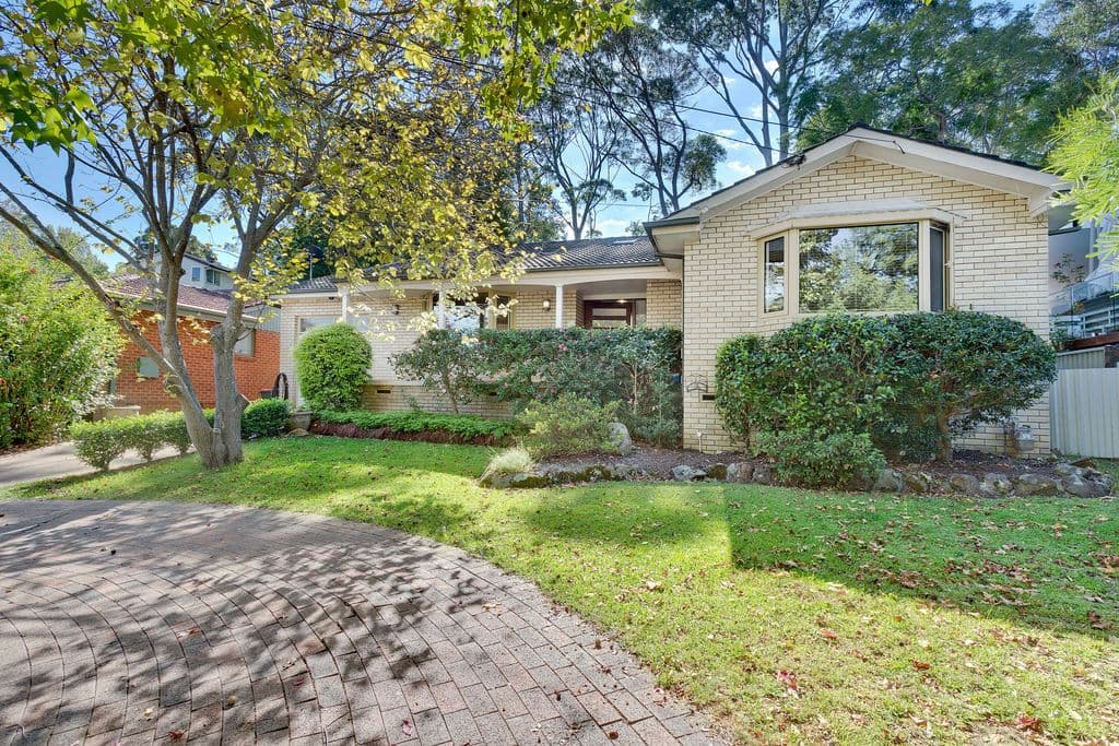 6 Drumcliff Avenue, Killarney Heights - Image 1