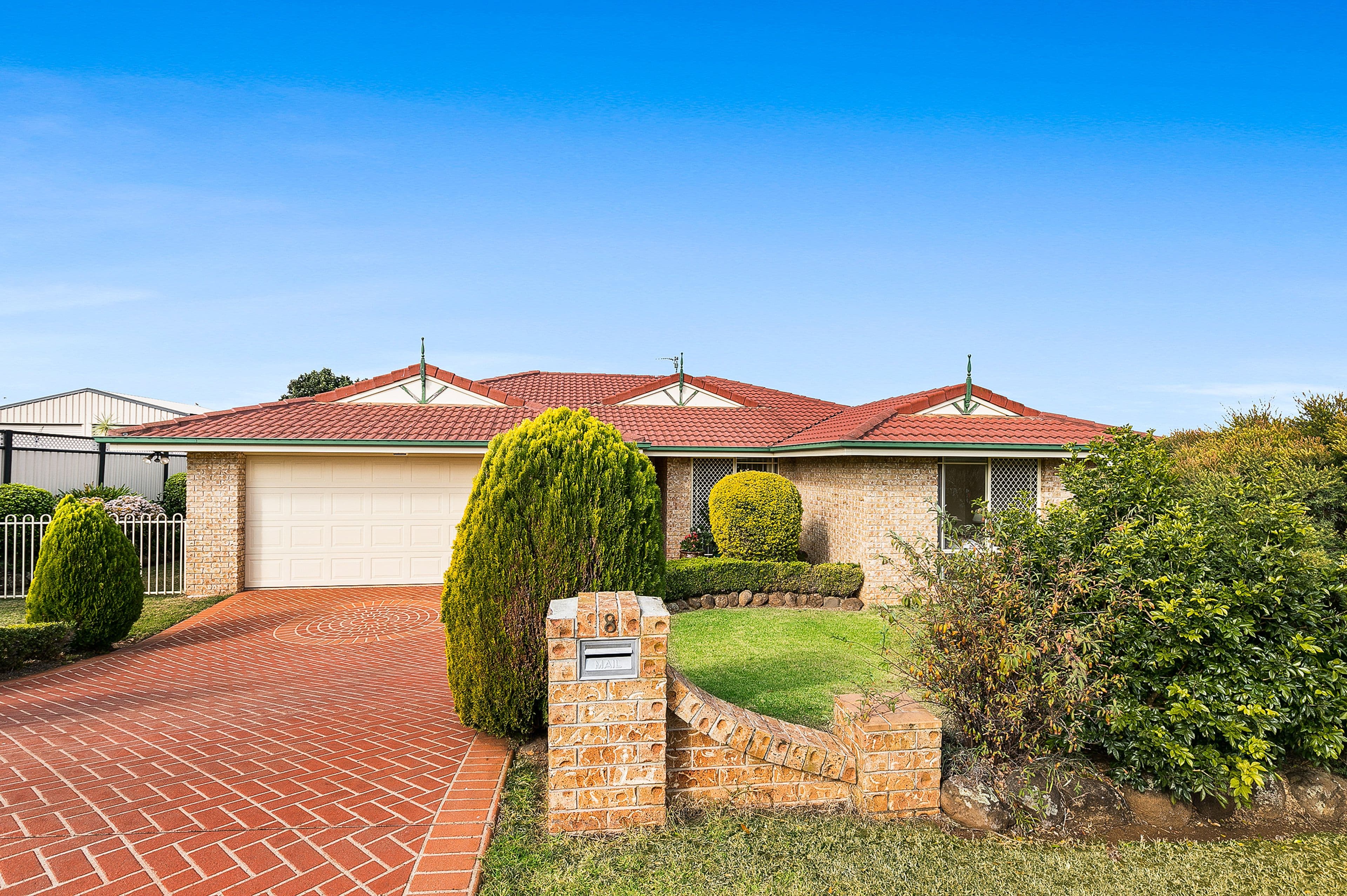 8 Burnell Court, Glenvale QLD 4350, Glenvale - Image 1