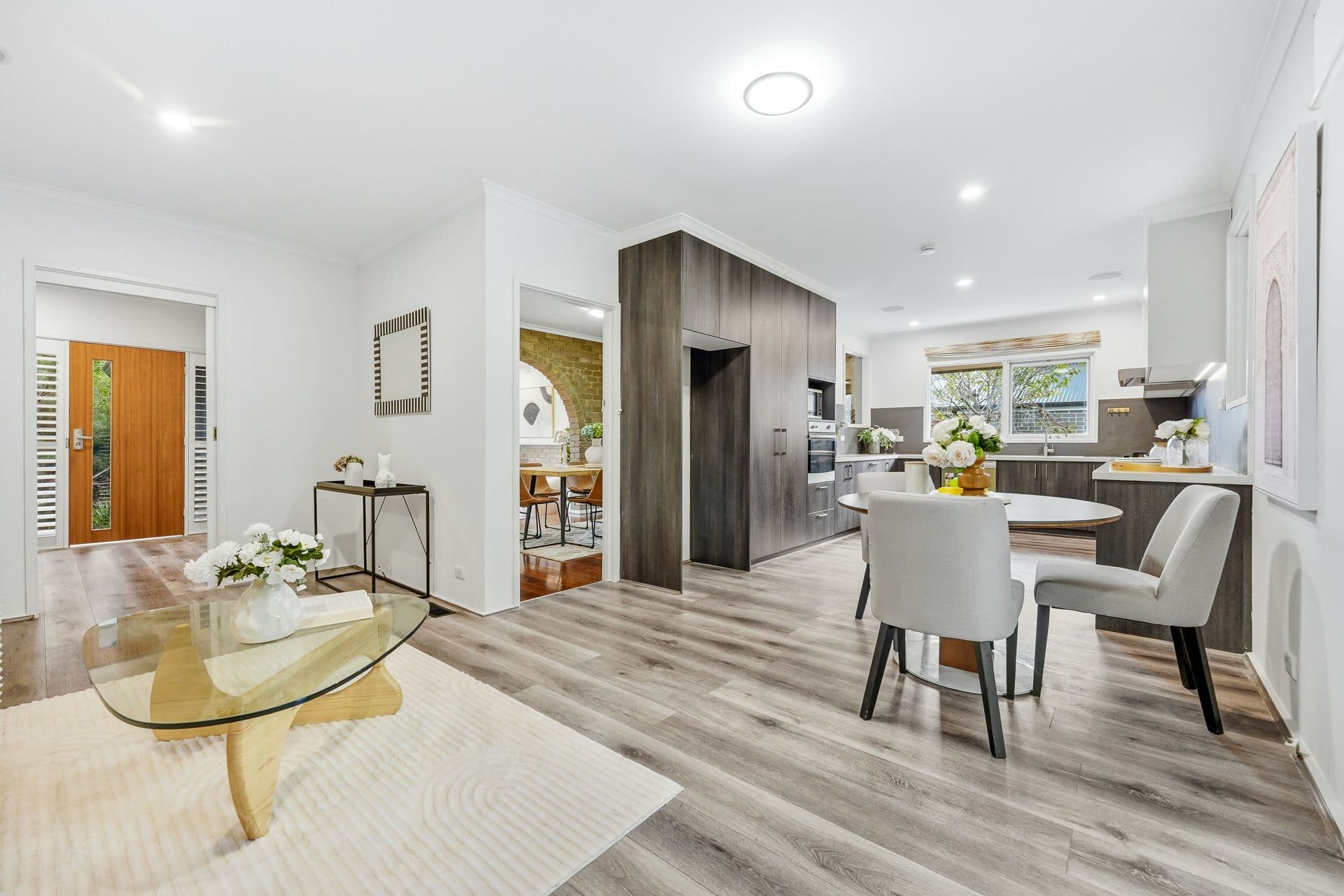 33 Oakern Street, Mount Waverley VIC 3149, Mount Waverley - Thumbnail 5