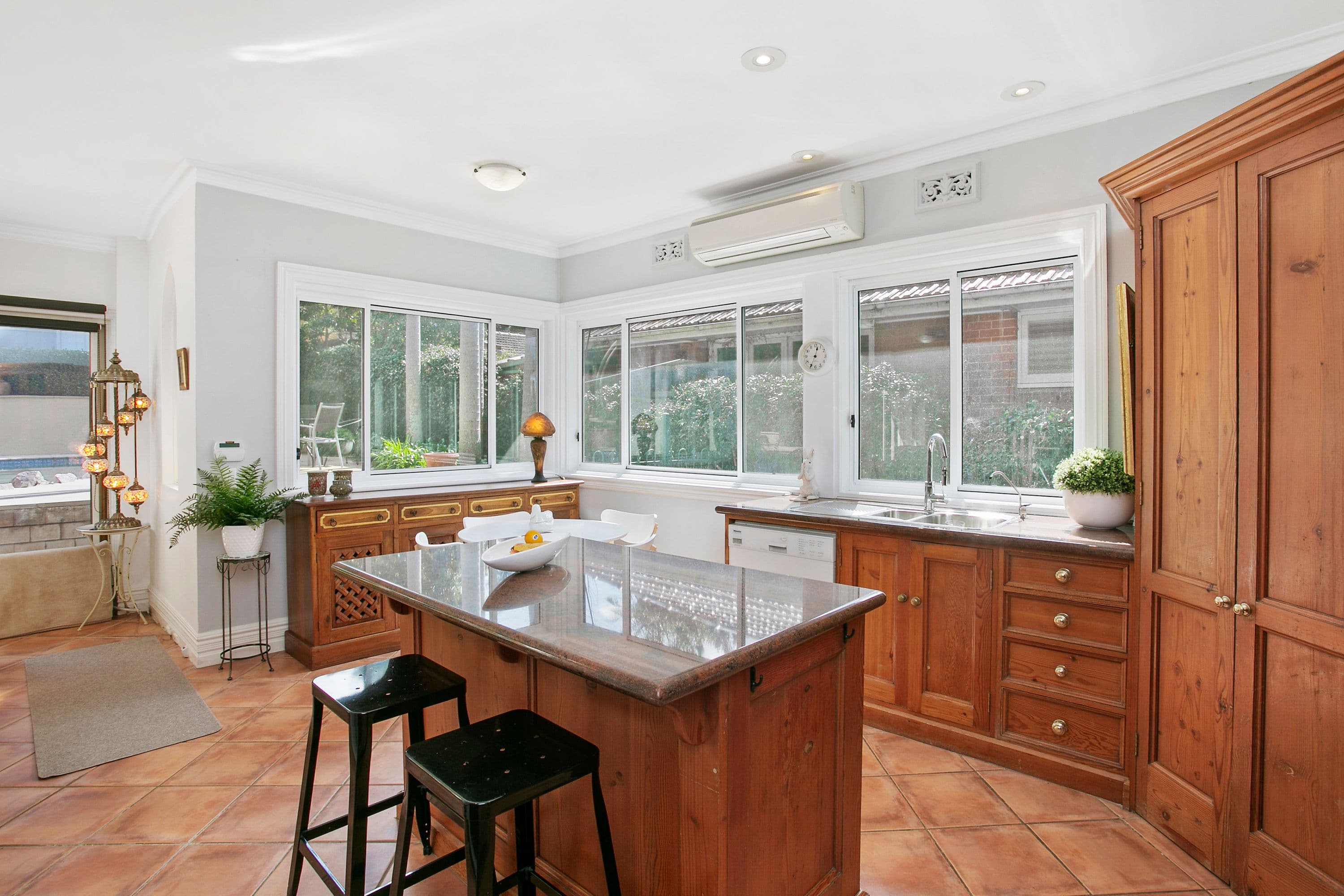 7 Frenchs Forest Road, Seaforth - Thumbnail 7