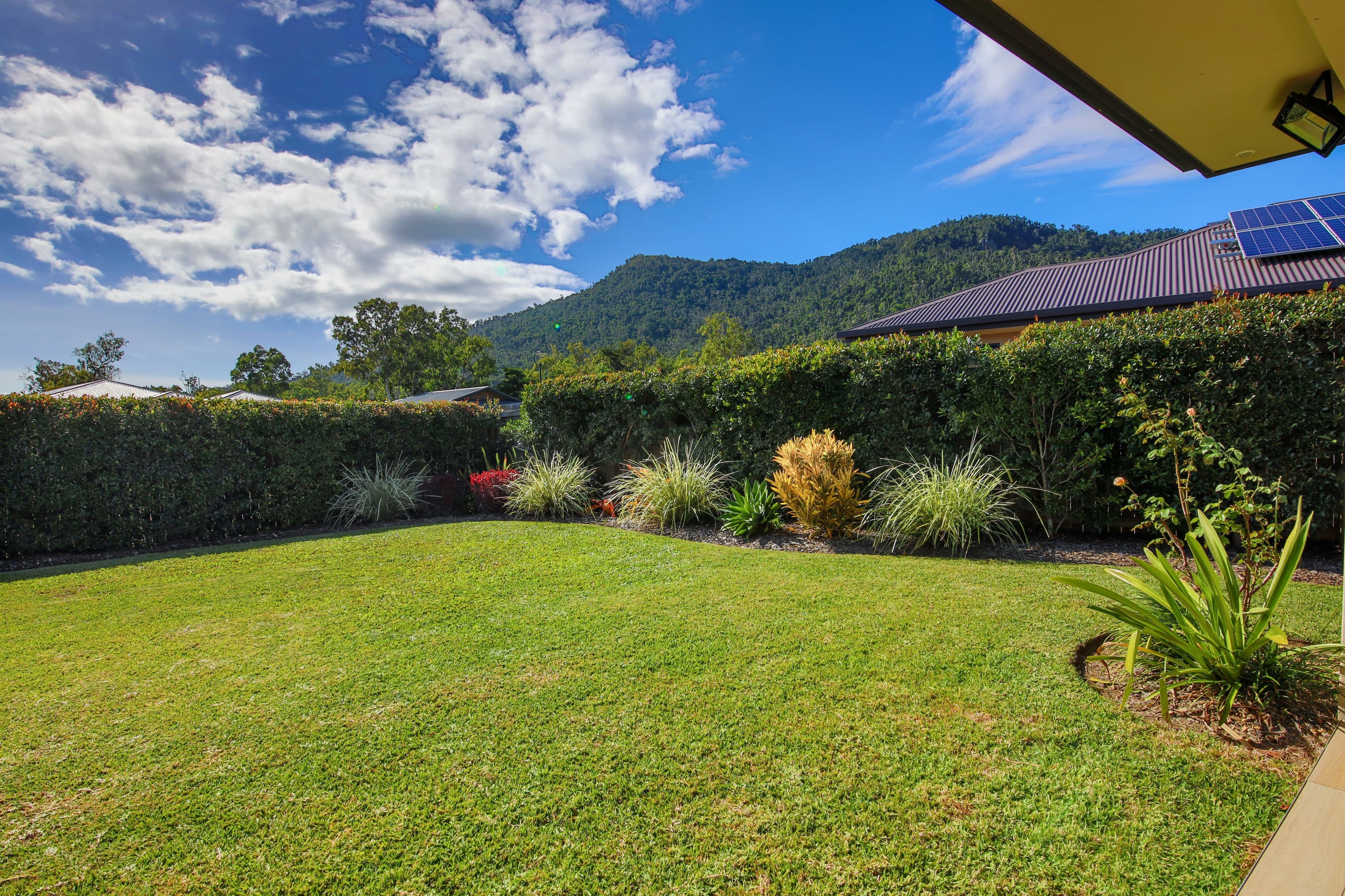 4 Grevillea Place, CANNONVALE QLD 4802, Cannonvale - Thumbnail 8