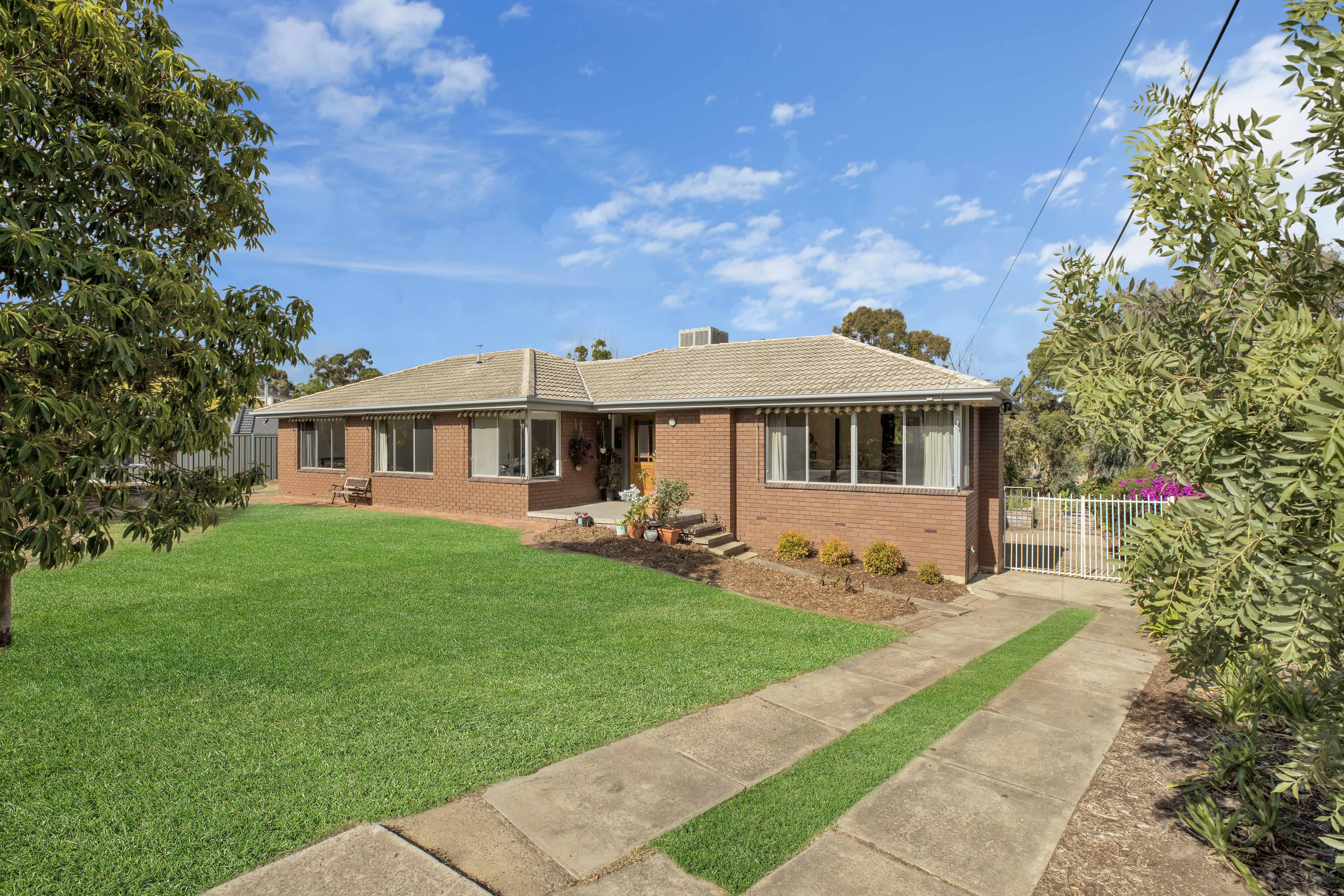 1 St Helena Street, Flagstaff Hill SA 5159, Flagstaff Hill - Thumbnail 3