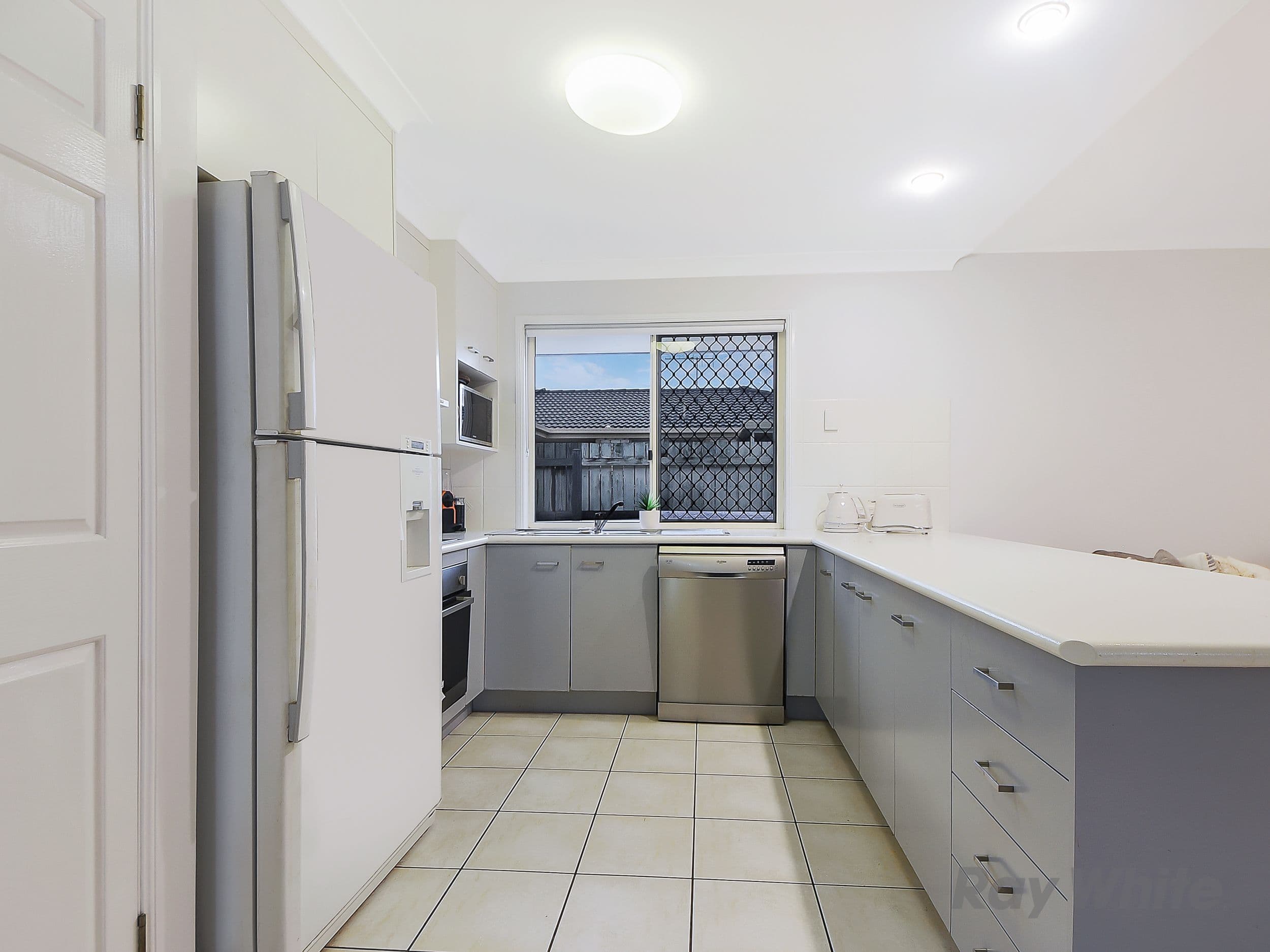 8 Mitchell Court, Rothwell QLD 4022, Rothwell - Thumbnail 3