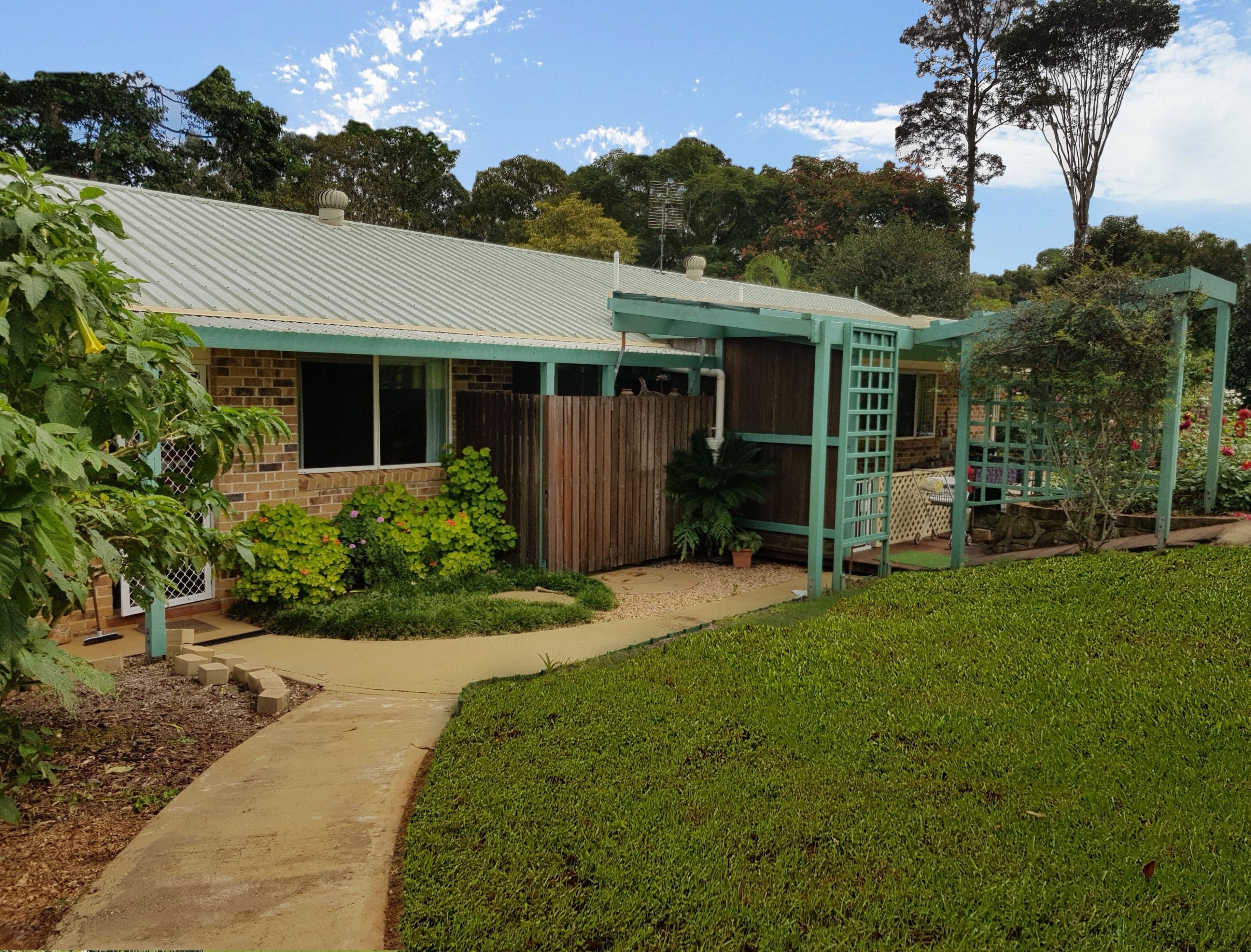 23 Burgess Avenue, Maleny QLD 4552, Maleny - Thumbnail 3