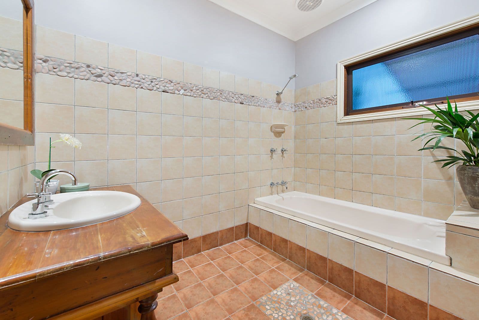 75 Gosford Street, Mount Gravatt QLD 4122, Mount Gravatt - Thumbnail 8