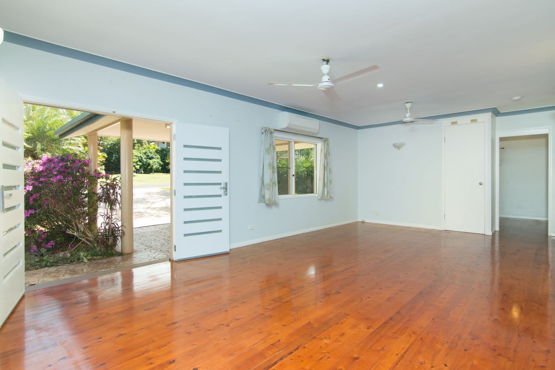27 Kent Close, Mission Beach QLD 4852, Mission Beach - Thumbnail 2