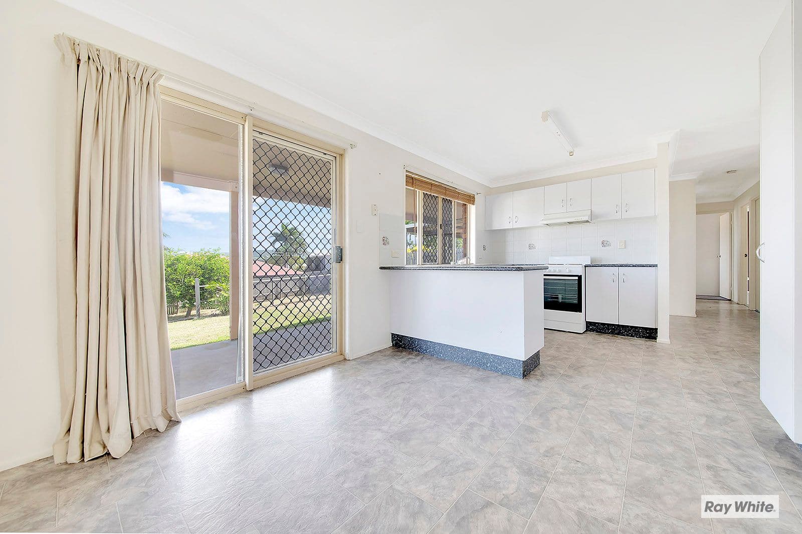45 Benowa Drive, Taranganba QLD 4703, Taranganba - Thumbnail 3