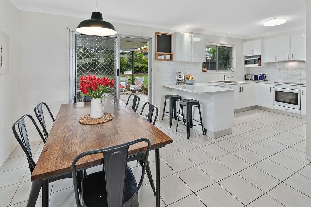 7 Parnka Street, Wellington Point QLD 4160, Wellington Point - Thumbnail 3