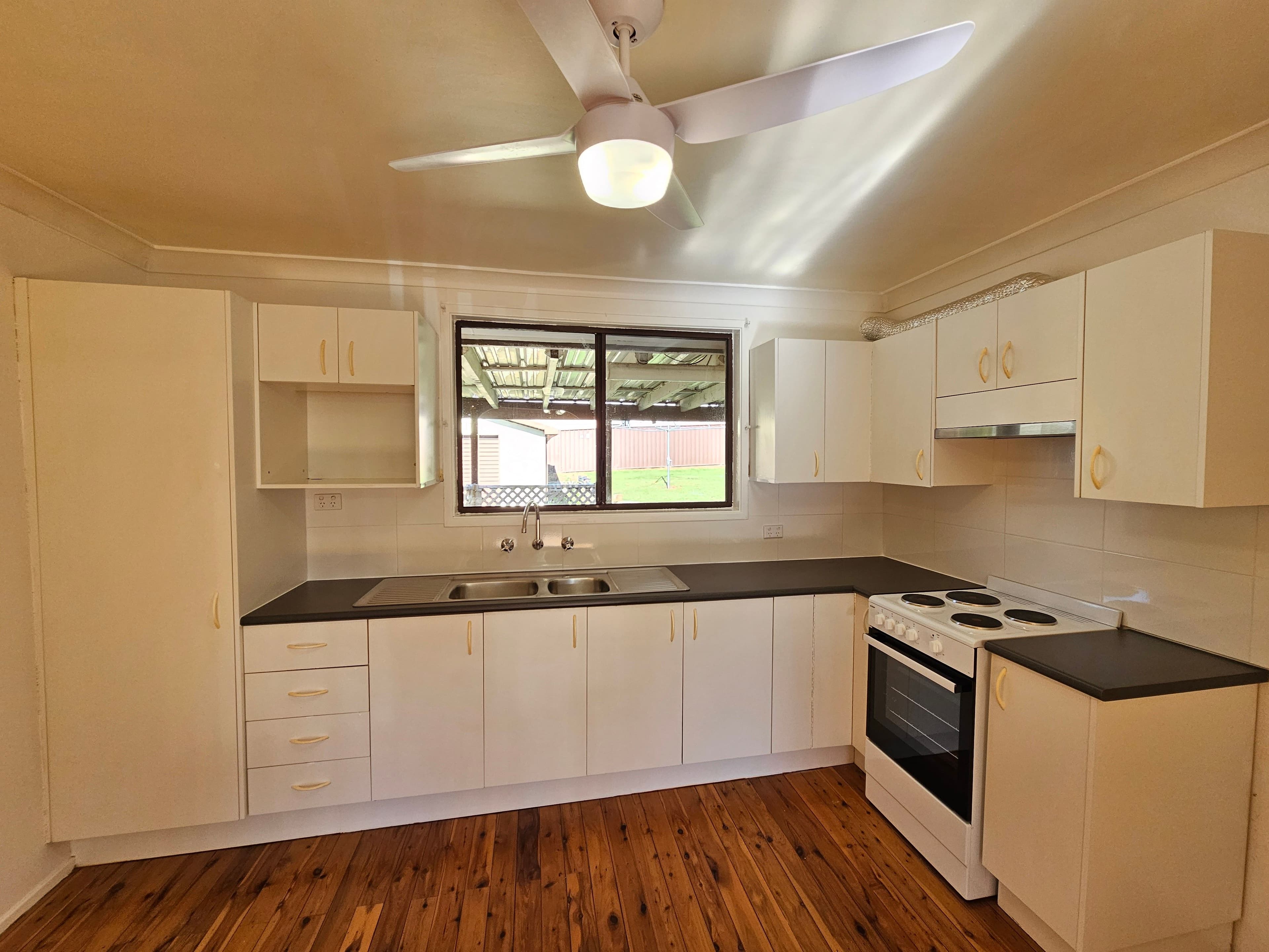 35 Nathan Crescent, Dean Park NSW 2761, Dean Park - Thumbnail 4