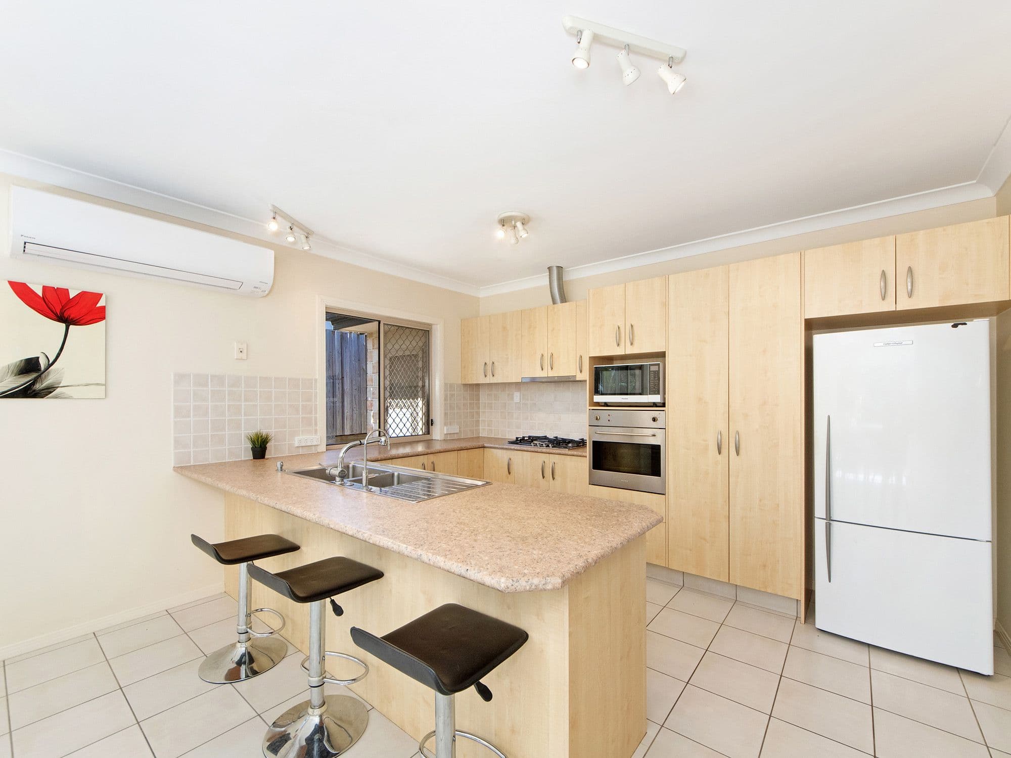 7 Taroona Circuit, Oxenford QLD 4210, Oxenford - Thumbnail 6